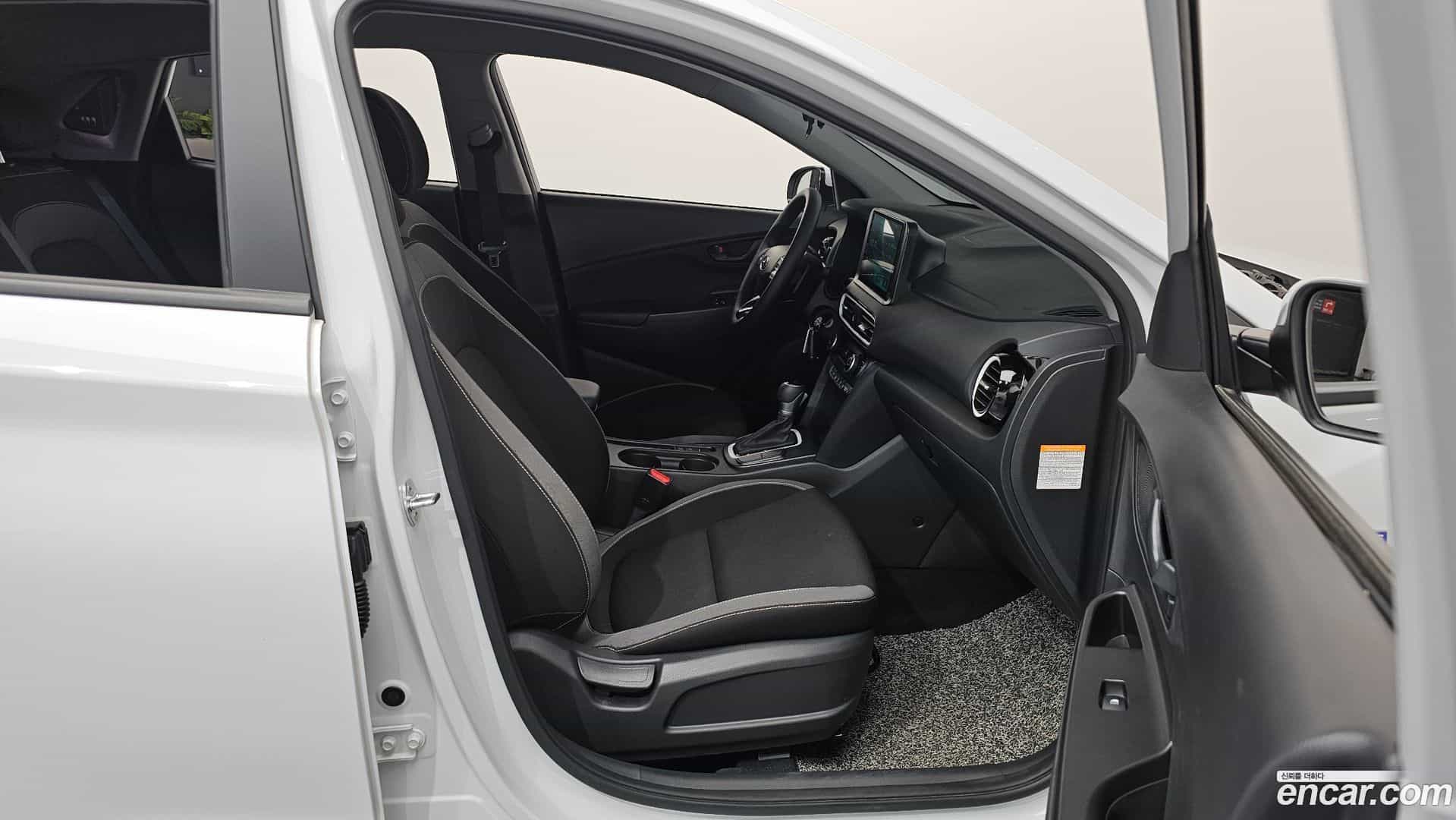 Kona Hyundai 2020.9-INNER-036
