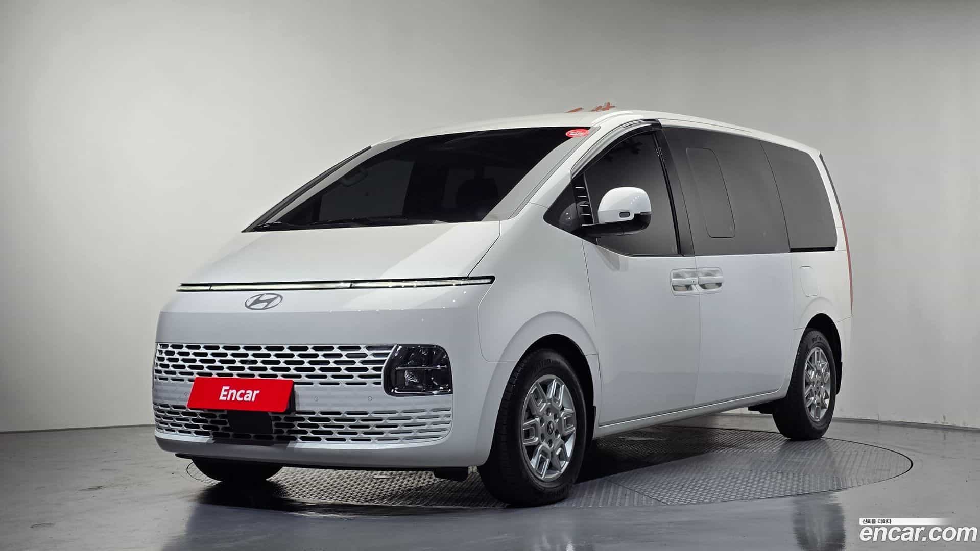 Staria Hyundai 2025.1-OUTER-001