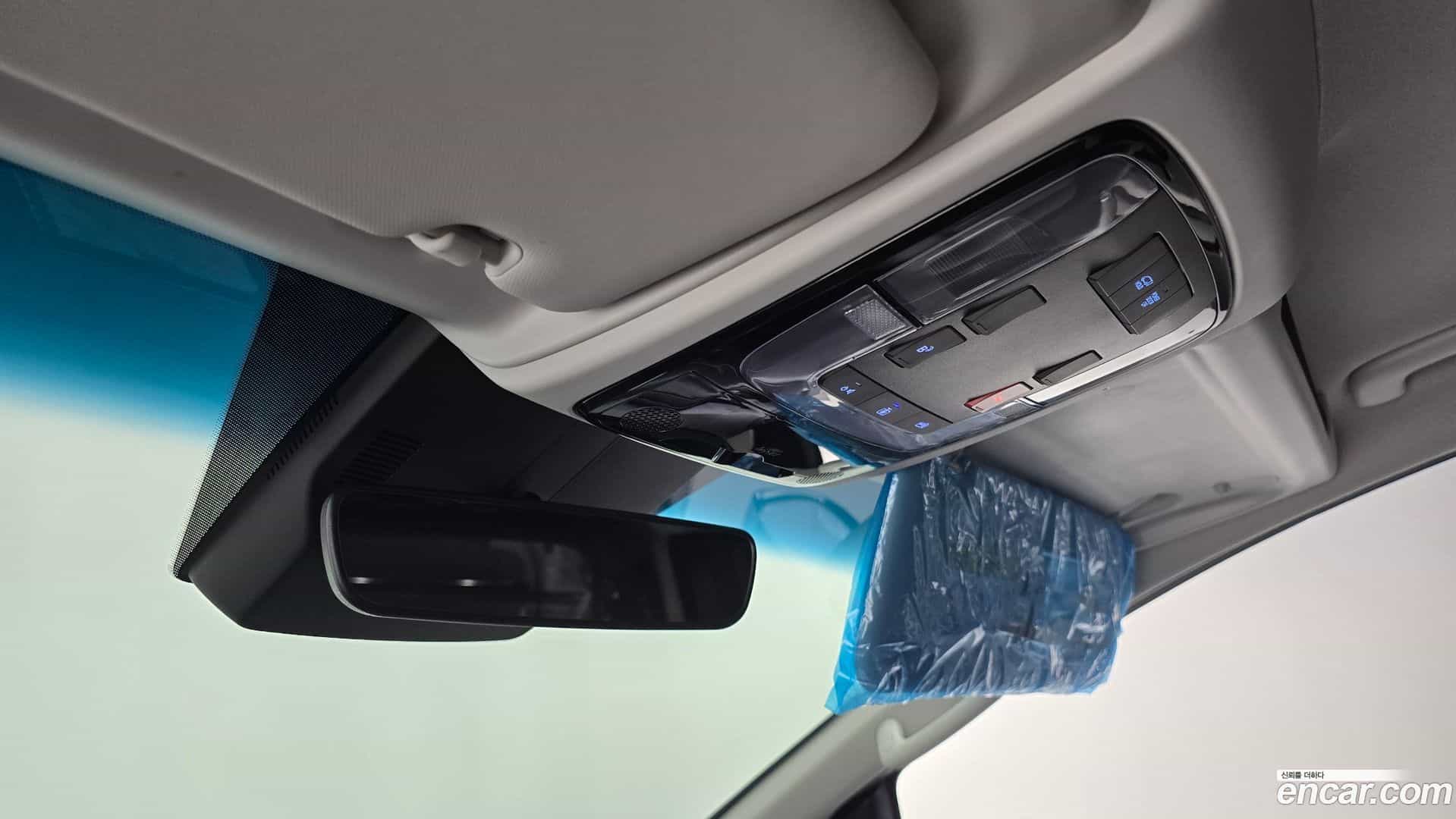 Staria Hyundai 2025.1-OPTION-024