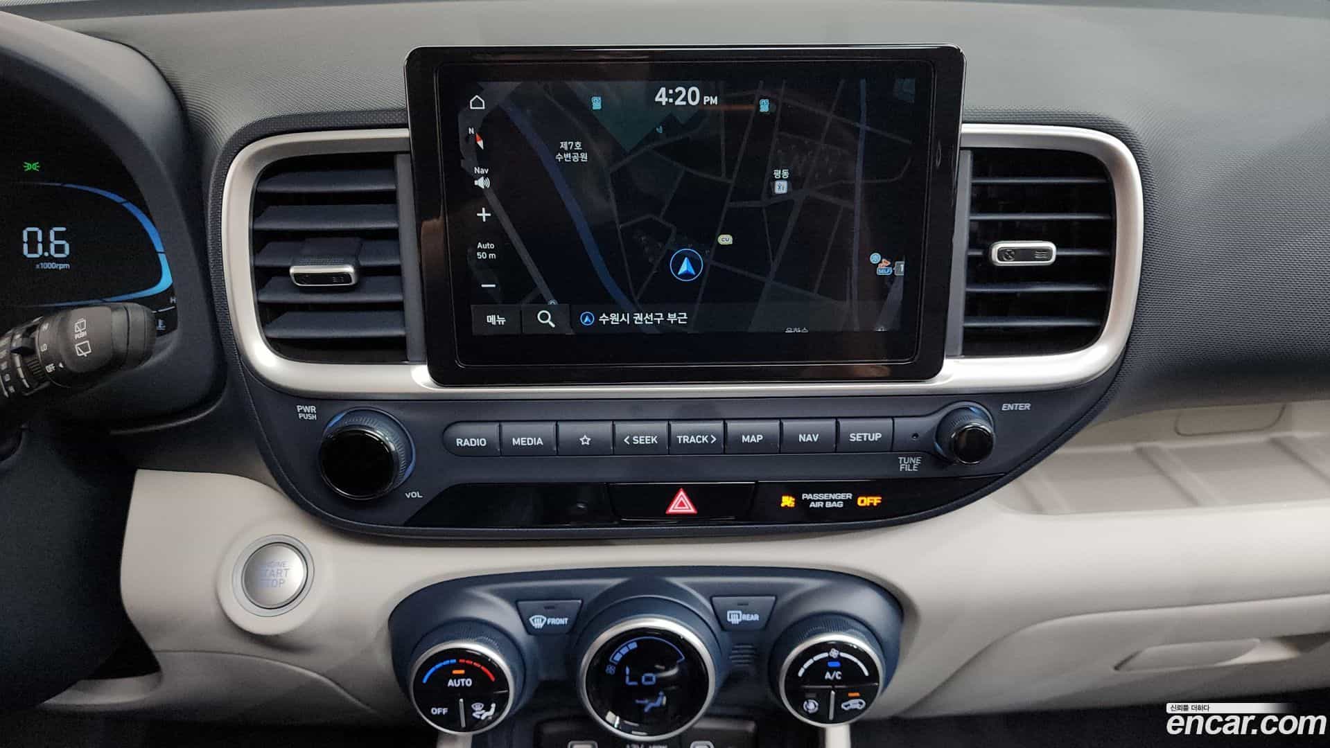 Venue Hyundai 2025.4-OPTION-017