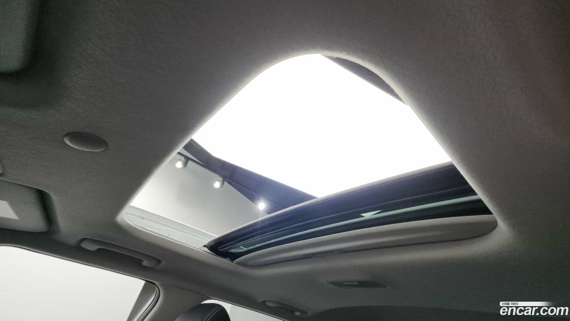 Venue Hyundai 2025.4-OPTION-023