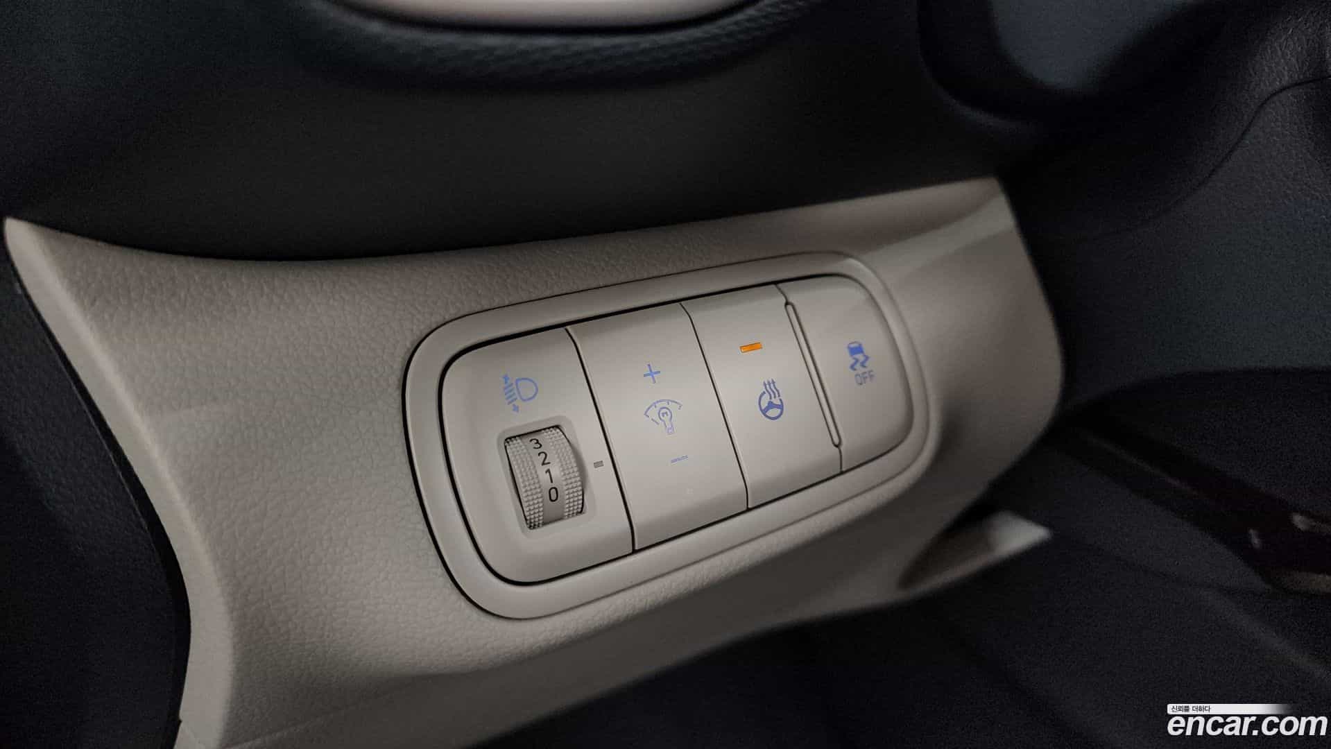 Venue Hyundai 2025.4-OPTION-043