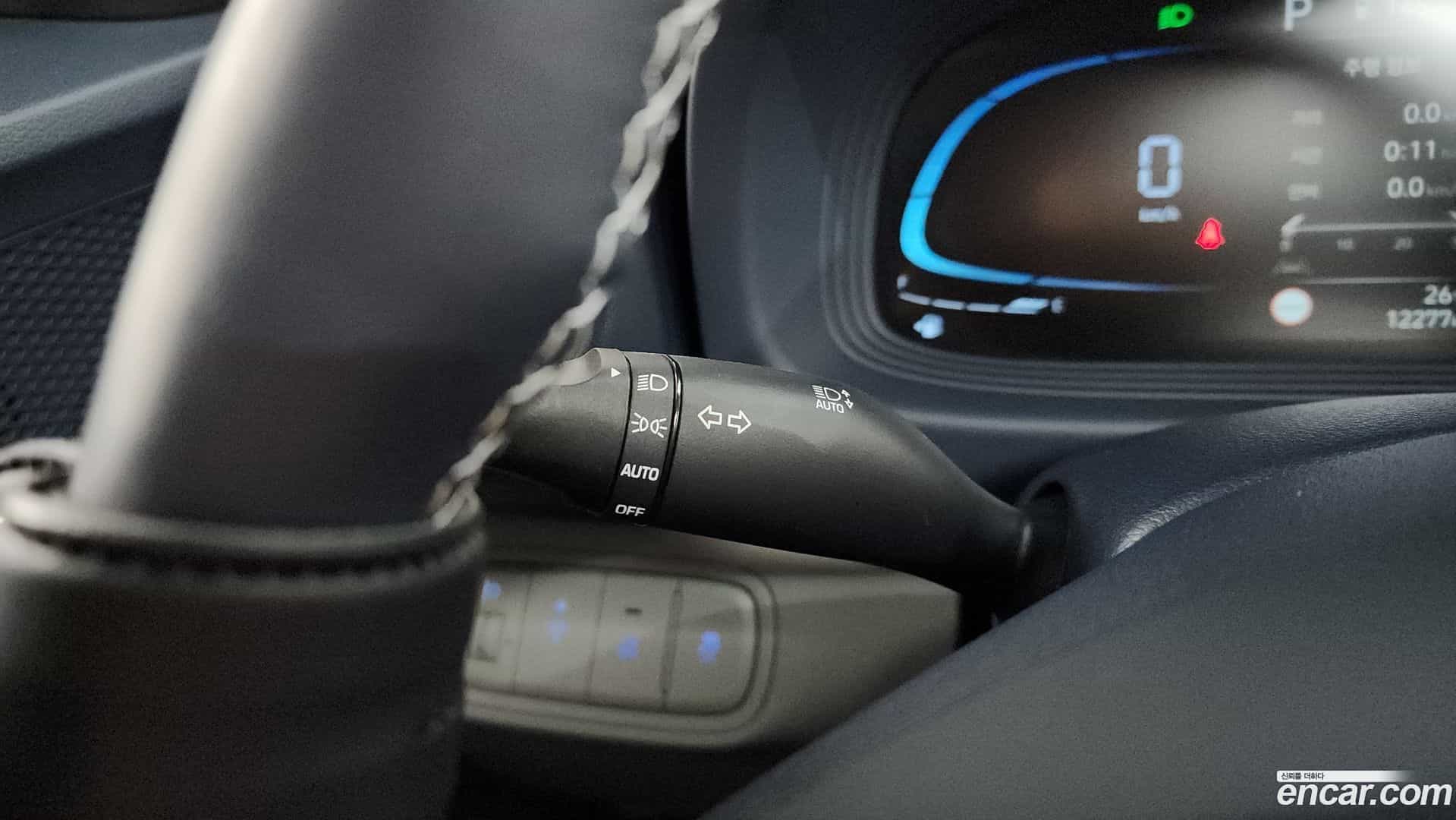 Venue Hyundai 2025.4-OPTION-045