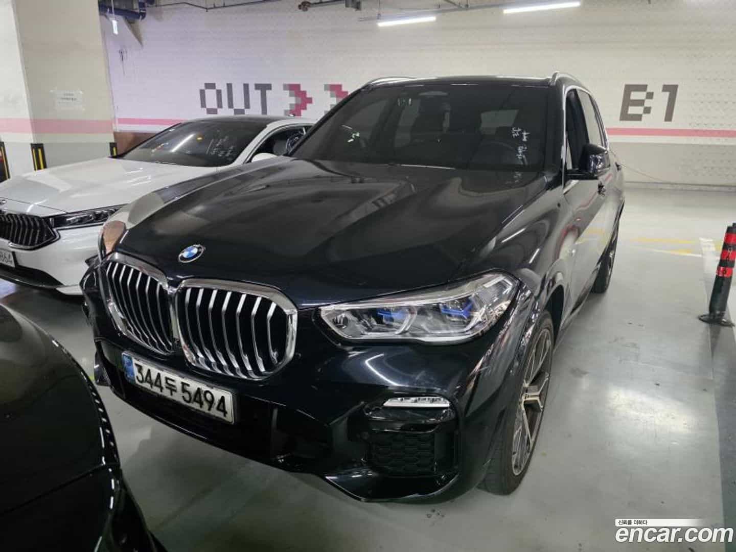 X5 BMW 2021.0-OUTER-001