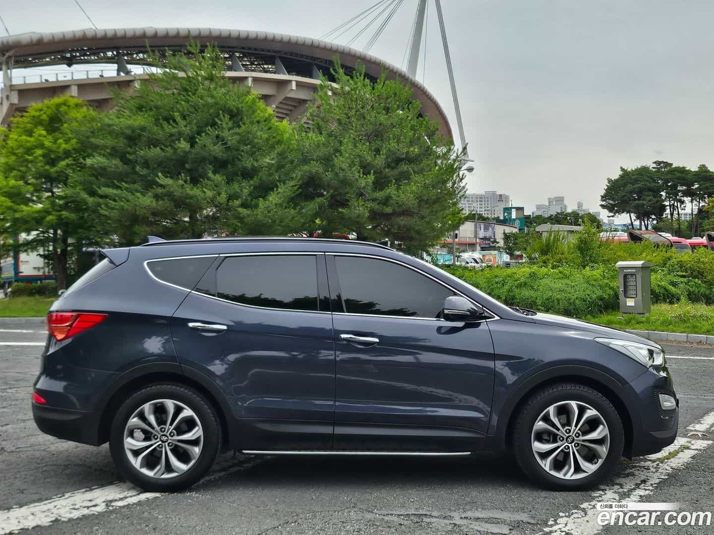 Santafe Hyundai 2014.5-OUTER-006