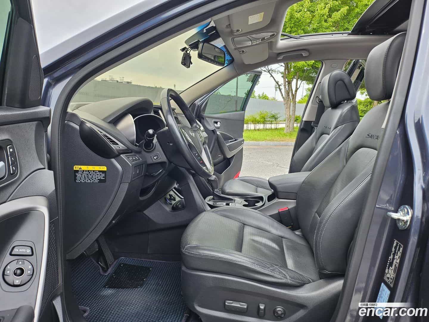 Santafe Hyundai 2014.5-INNER-010