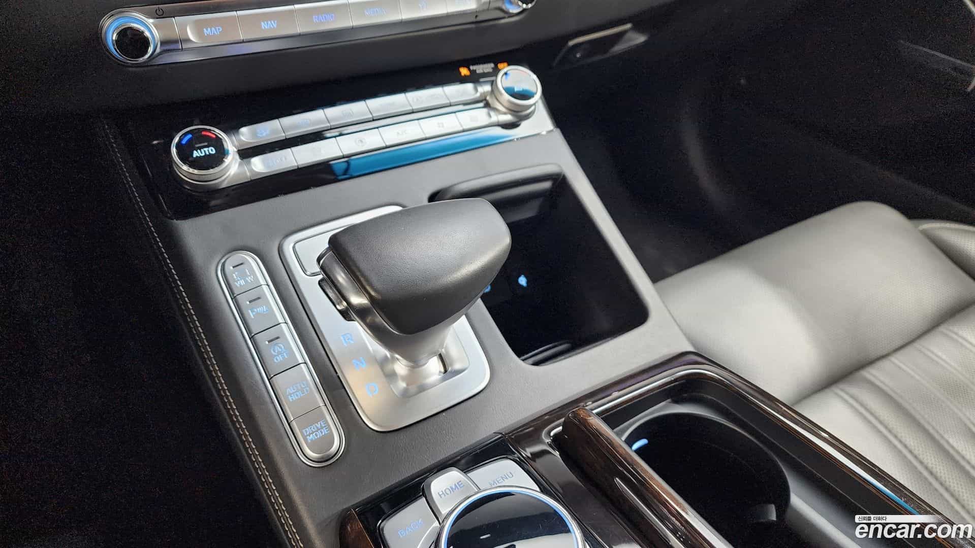 G90 Genesis 2020.4-INNER-009