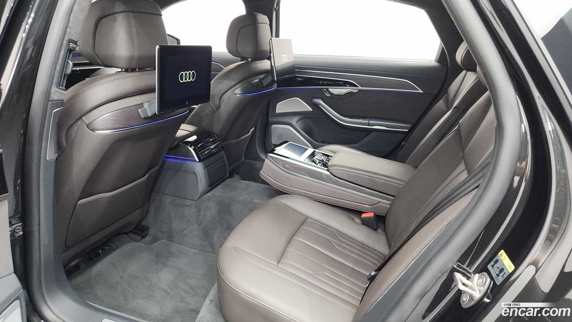 A8 Audi 2021.11-OPTION-015