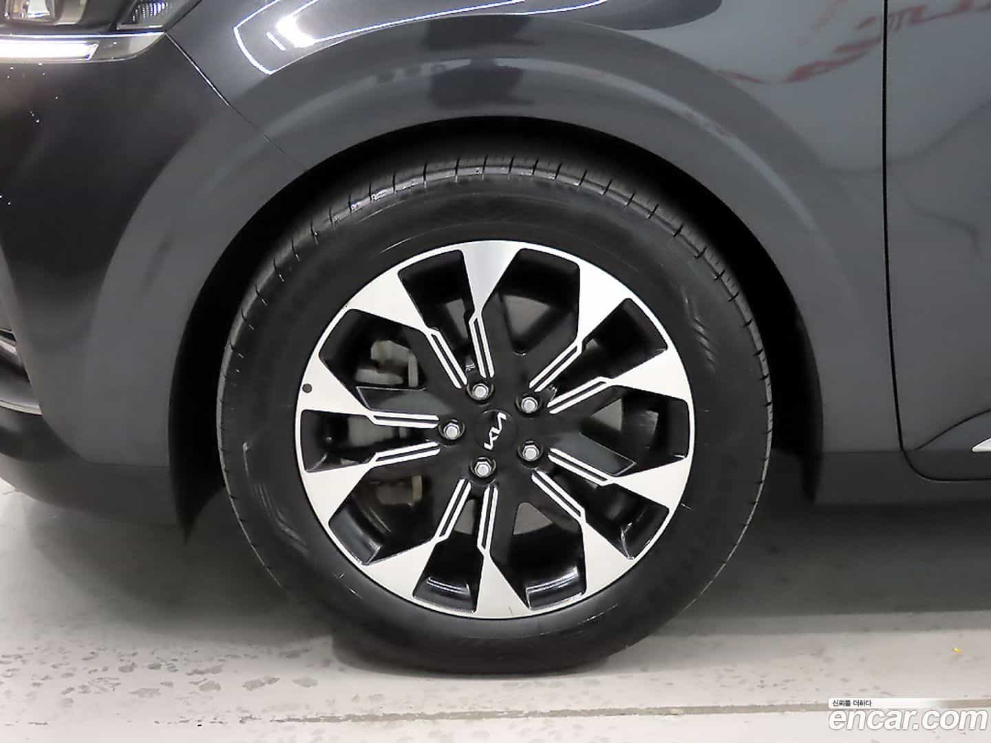 Canival Kia 2022.5-OPTION-024