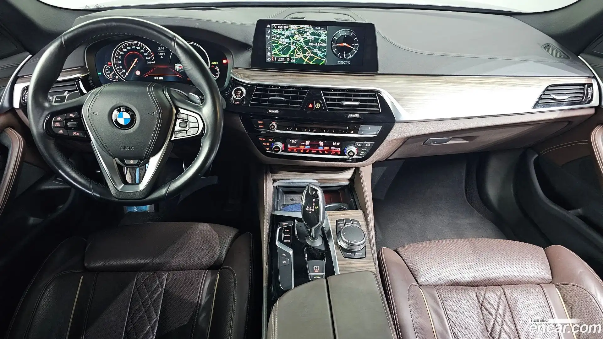 5-Series BMW 2017.10-INNER-007