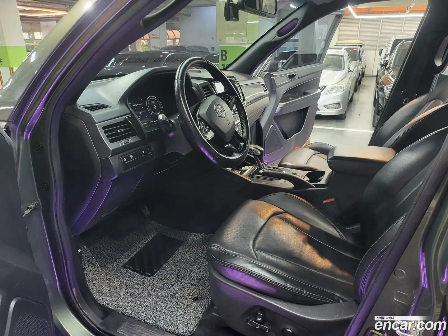 Rexton KG Mobility 2022.9-INNER-010