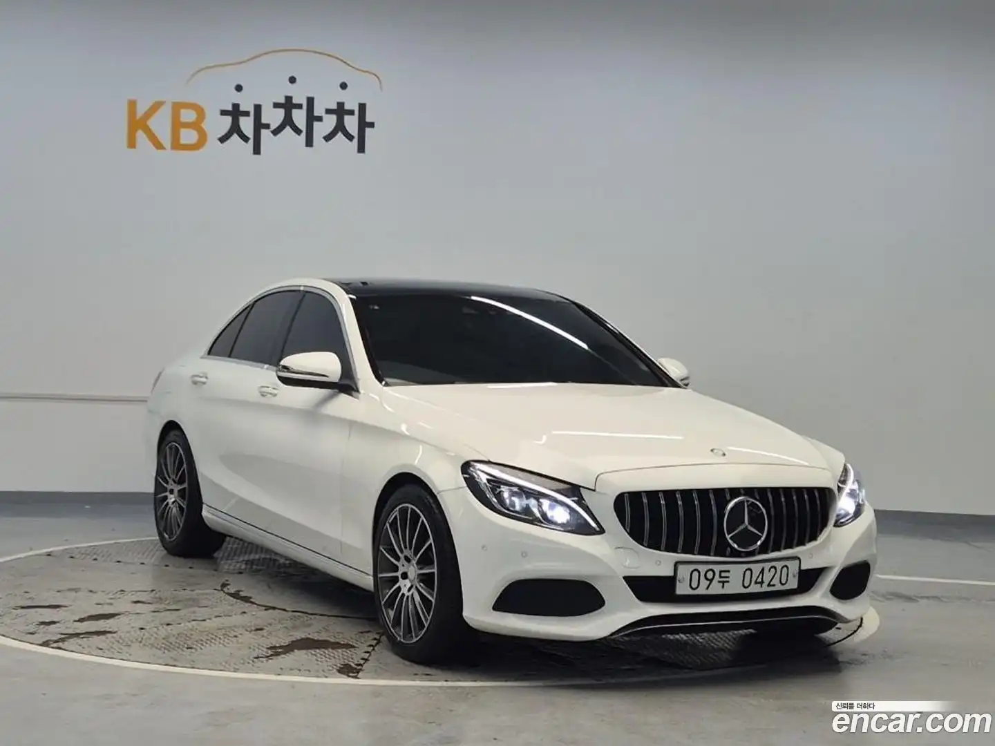 C-Class Mercedes-Benz 2015.9-OUTER-002
