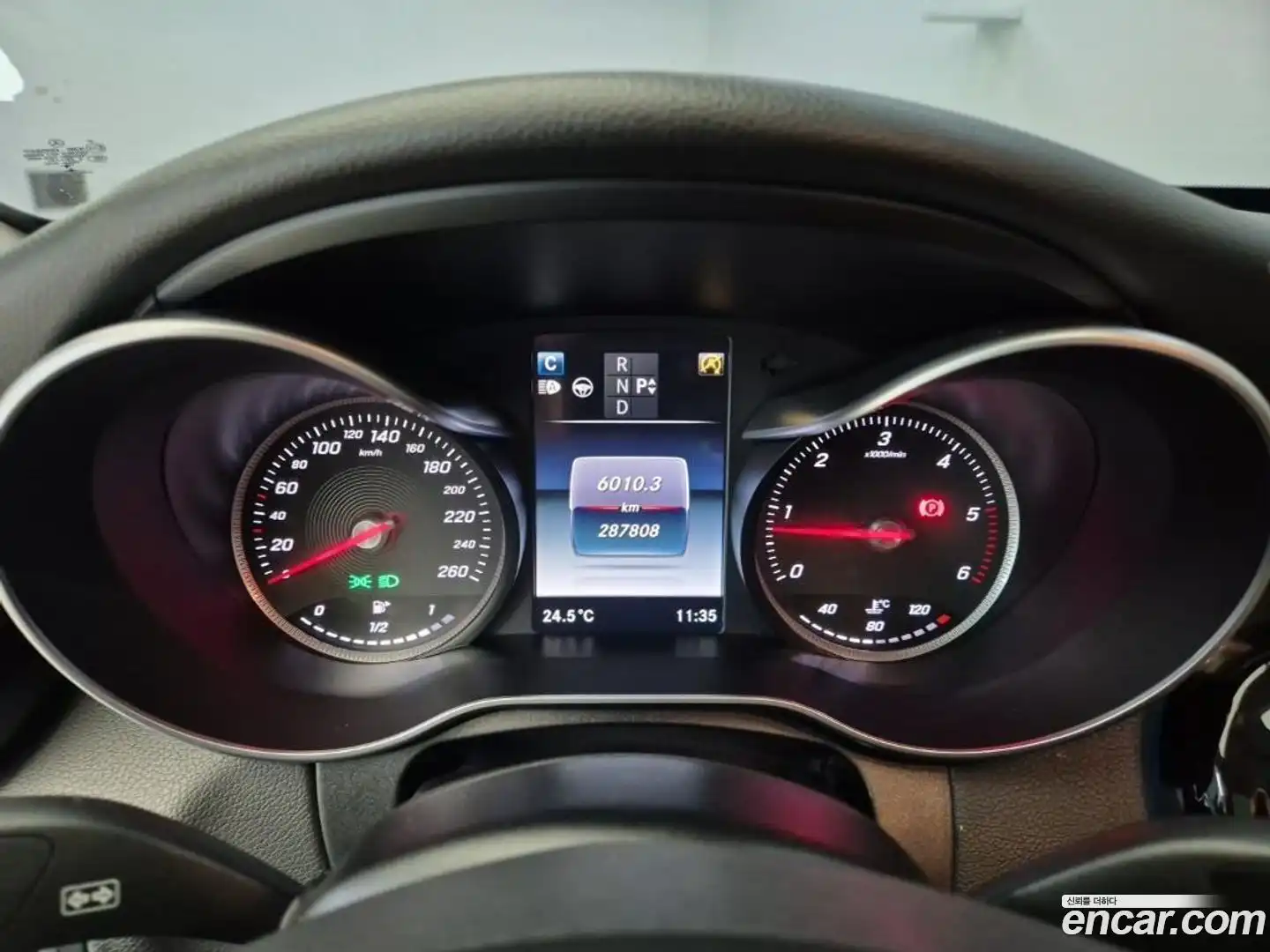 C-Class Mercedes-Benz 2015.9-INNER-007