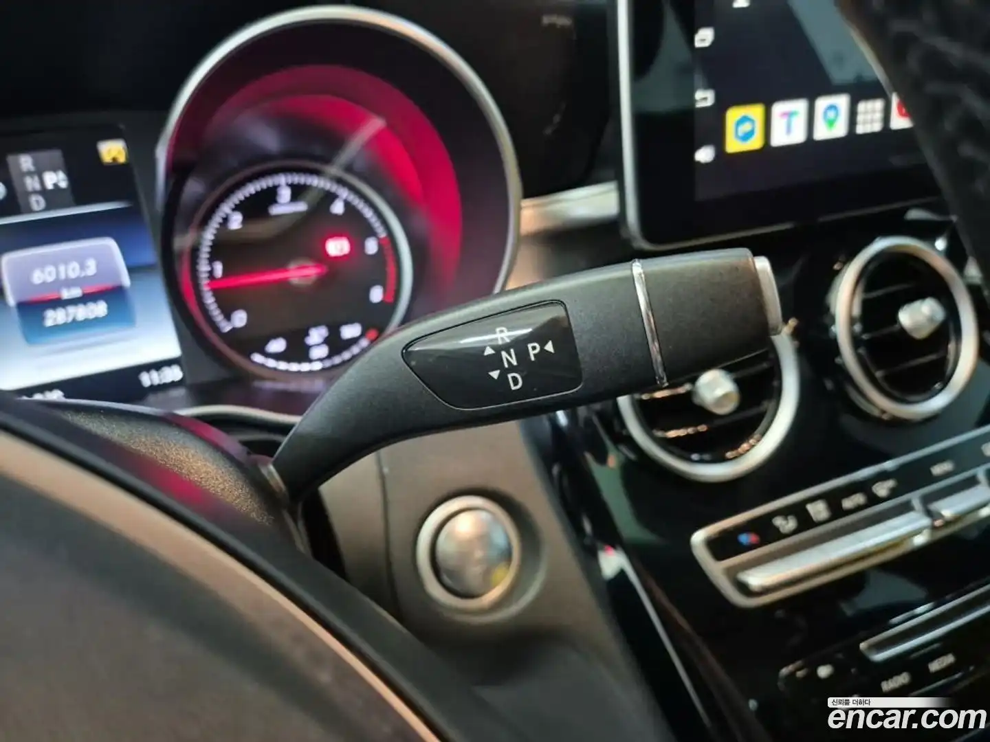 C-Class Mercedes-Benz 2015.9-INNER-008