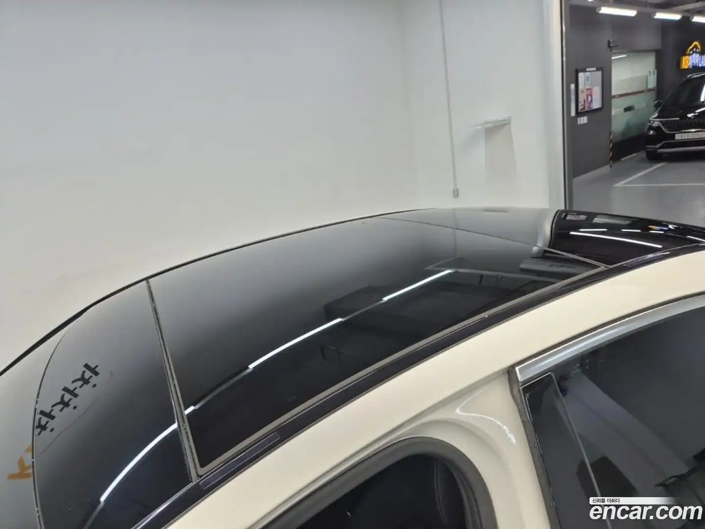 C-Class Mercedes-Benz 2015.9-OPTION-020
