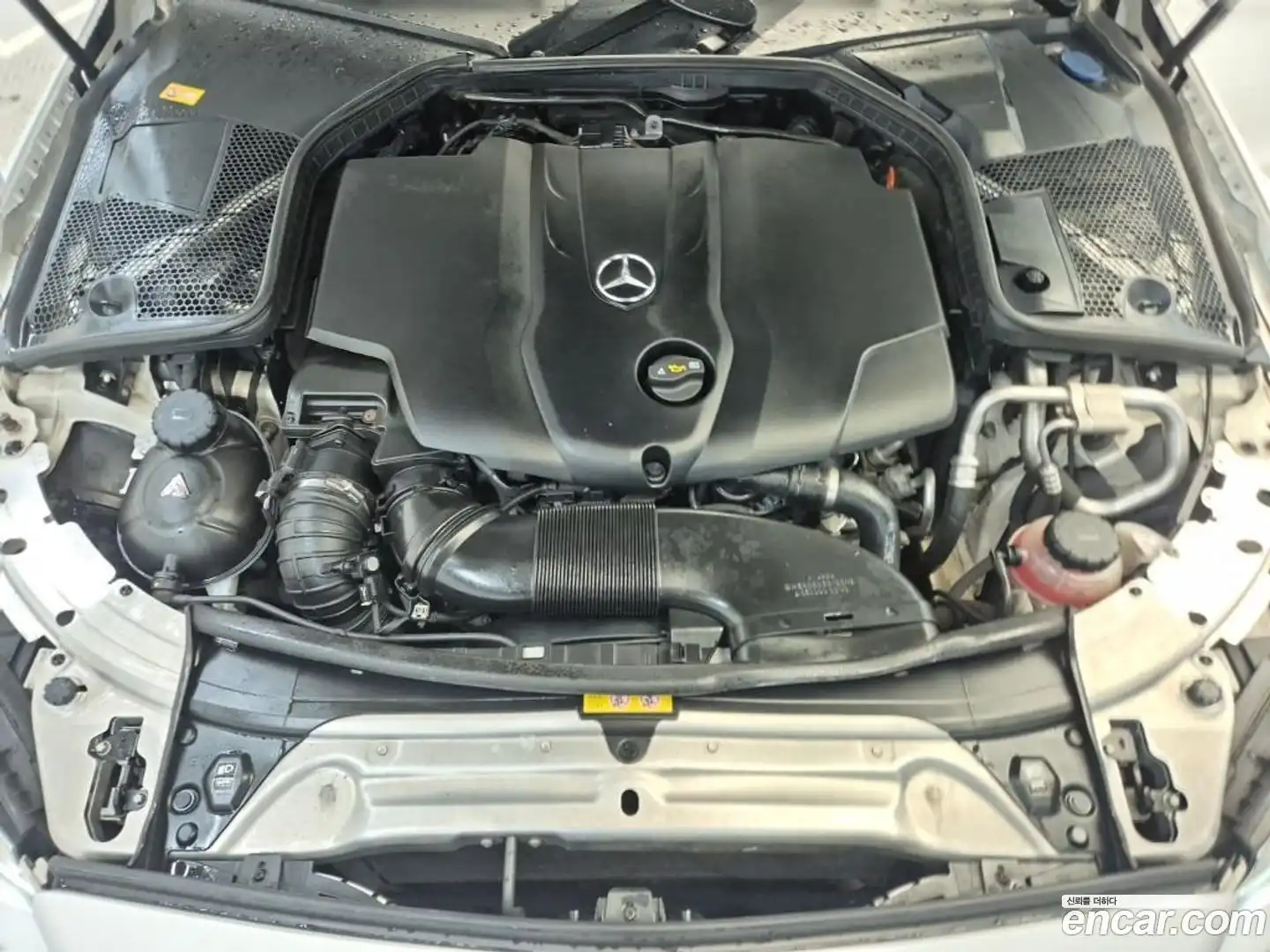 C-Class Mercedes-Benz 2015.9-OPTION-021