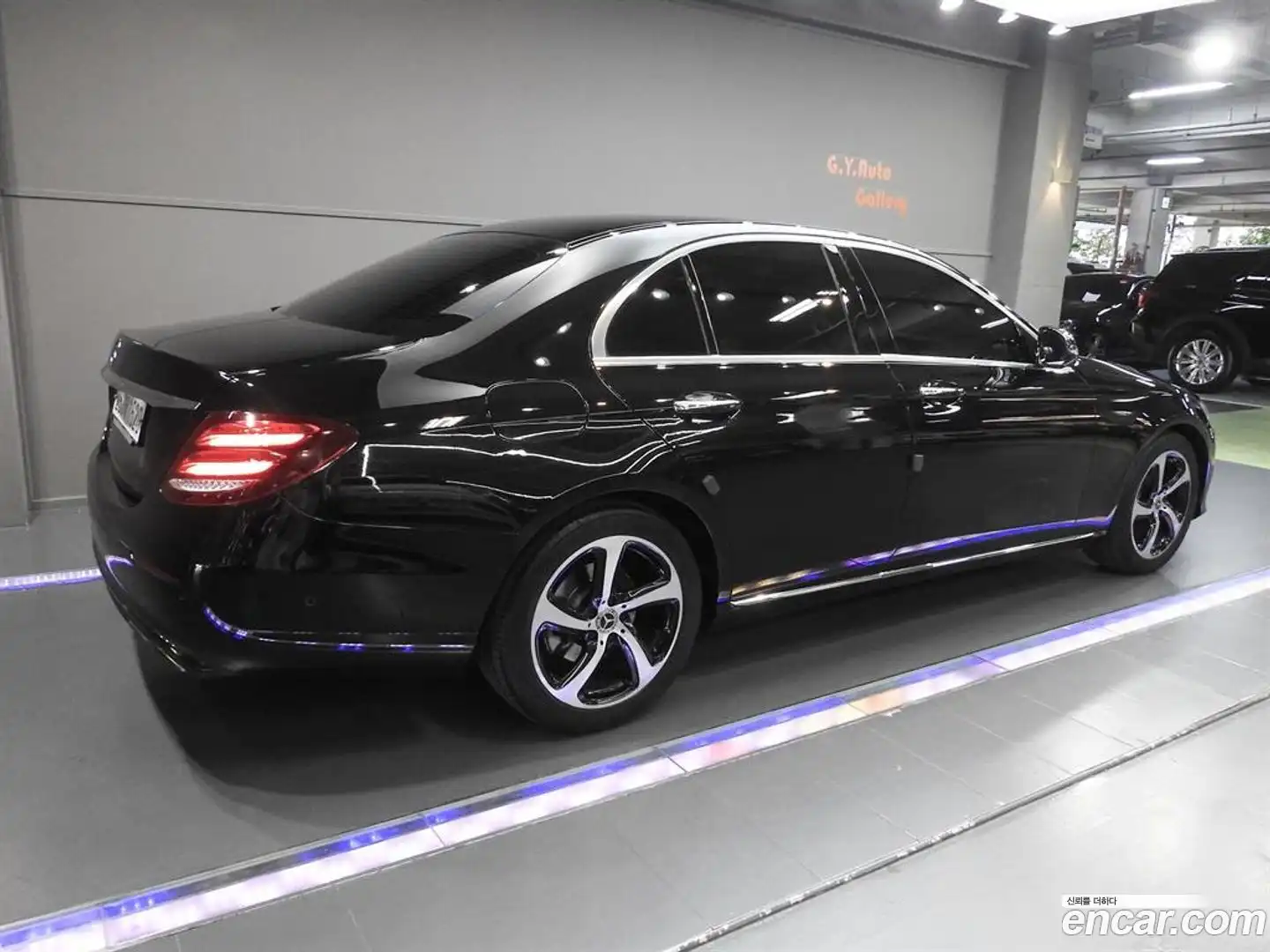 E-Class Mercedes-Benz 2019.11-OUTER-002
