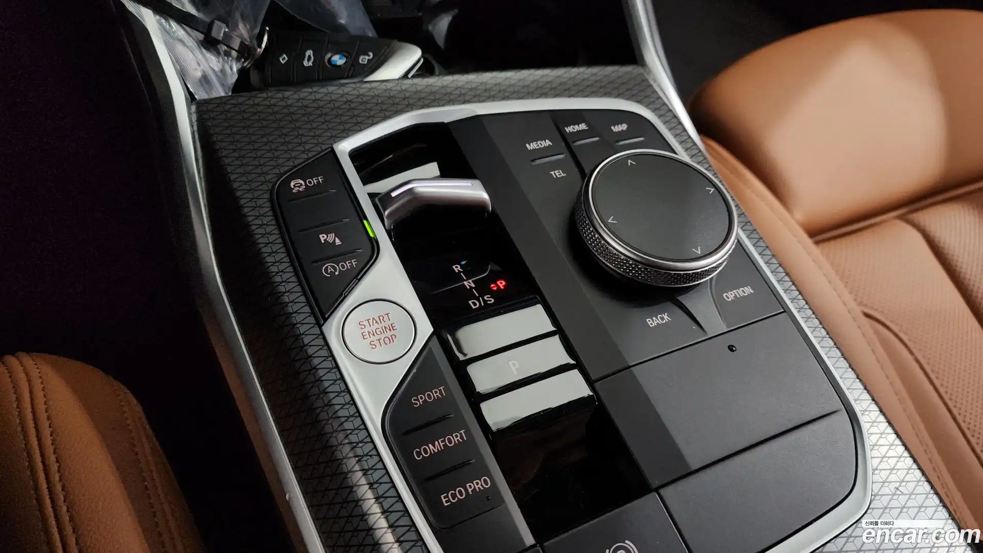 3-Series BMW 2022.11-INNER-009