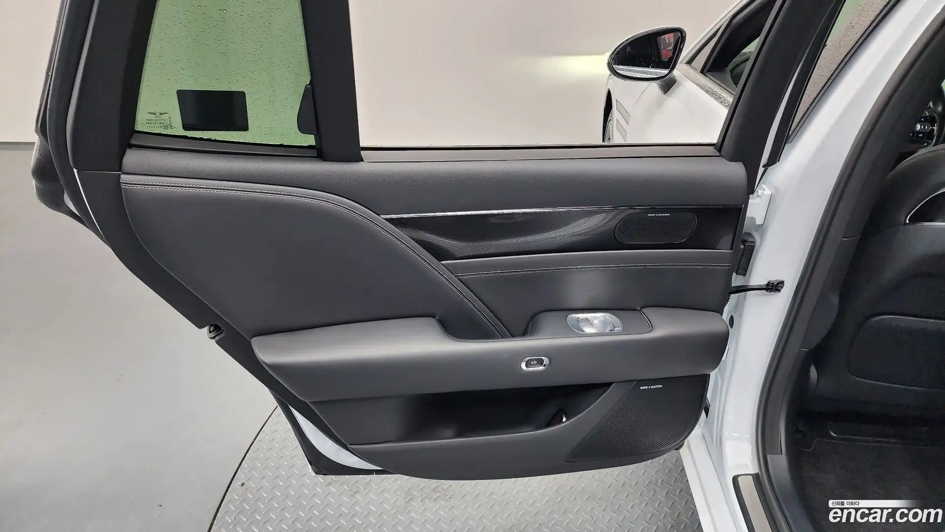 G90 Genesis 2022.8-INNER-035