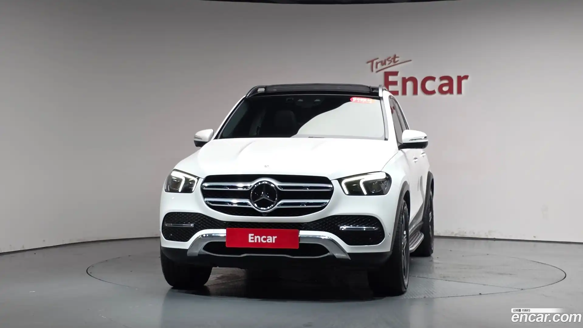 GLE-Class Mercedes-Benz 2022.9-OUTER-003