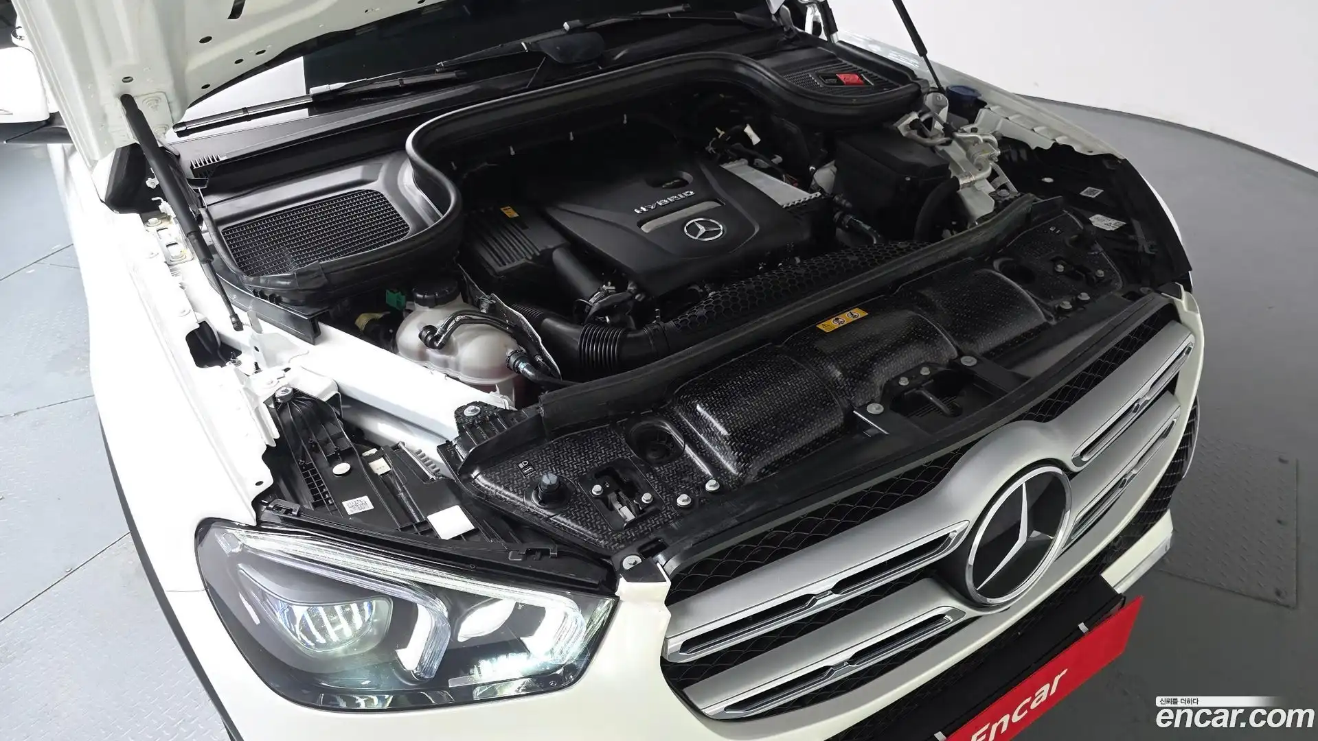 GLE-Class Mercedes-Benz 2022.9-OUTER-006