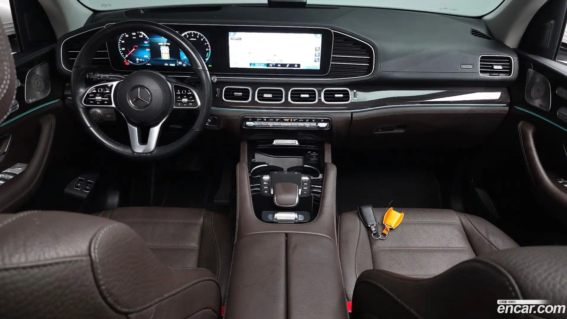 GLE-Class Mercedes-Benz 2022.9-INNER-007
