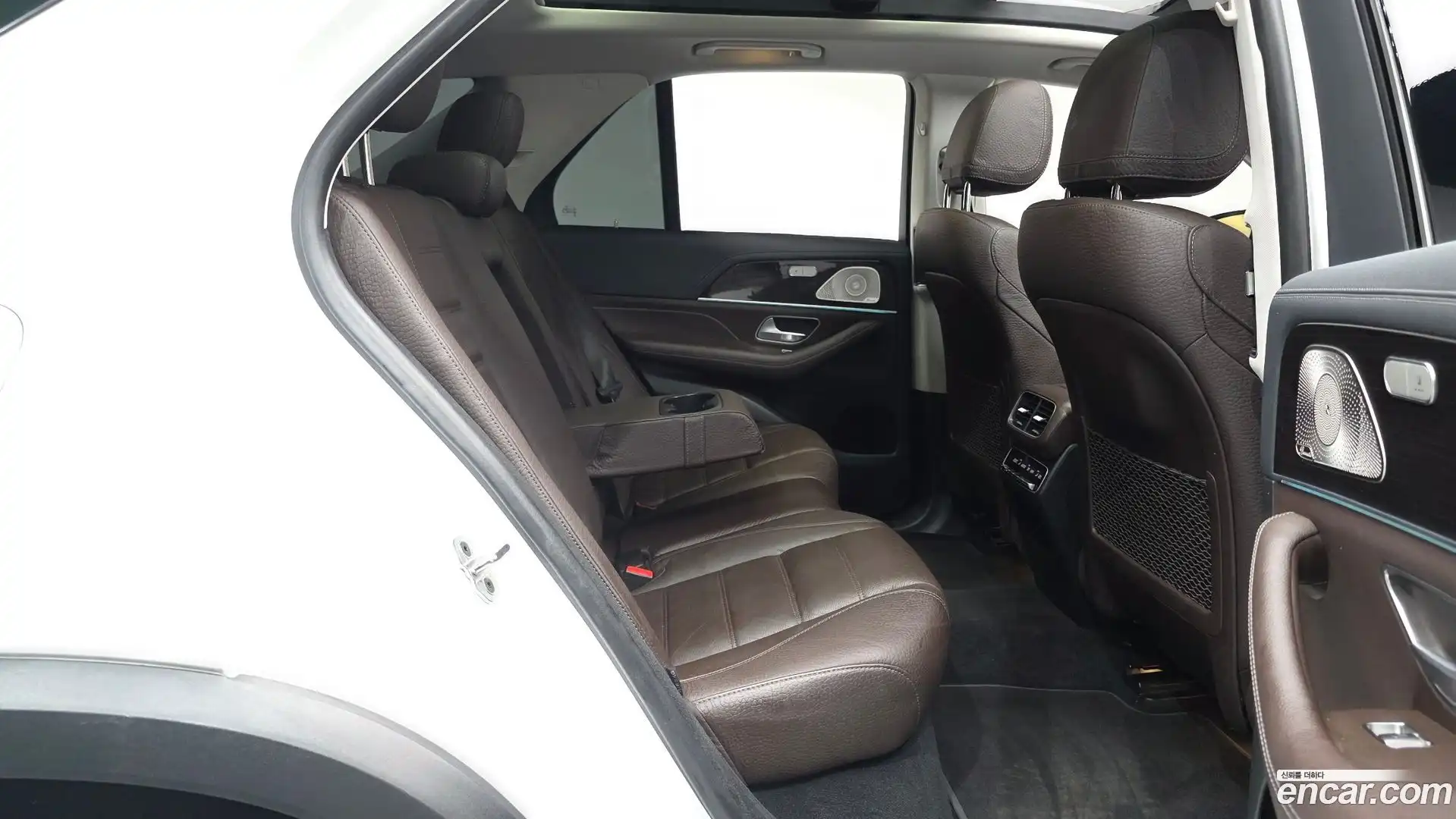 GLE-Class Mercedes-Benz 2022.9-OPTION-015
