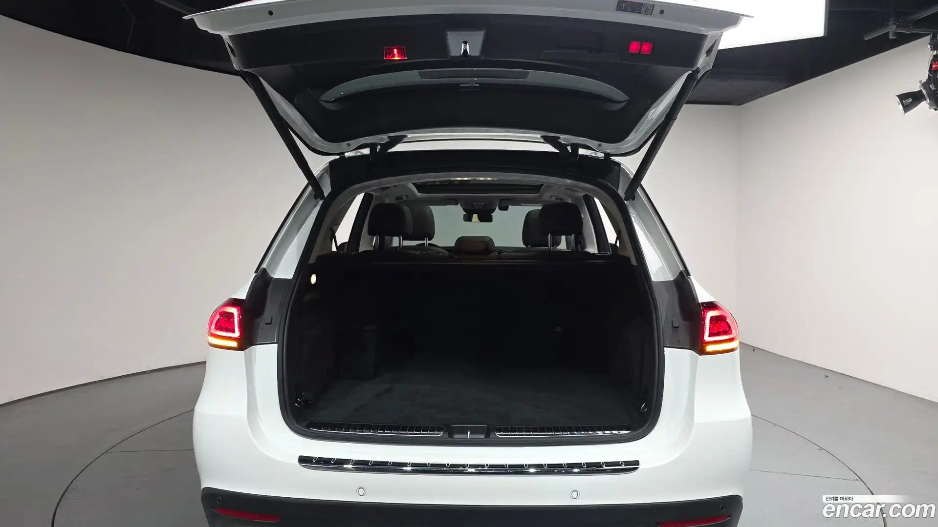GLE-Class Mercedes-Benz 2022.9-OPTION-024