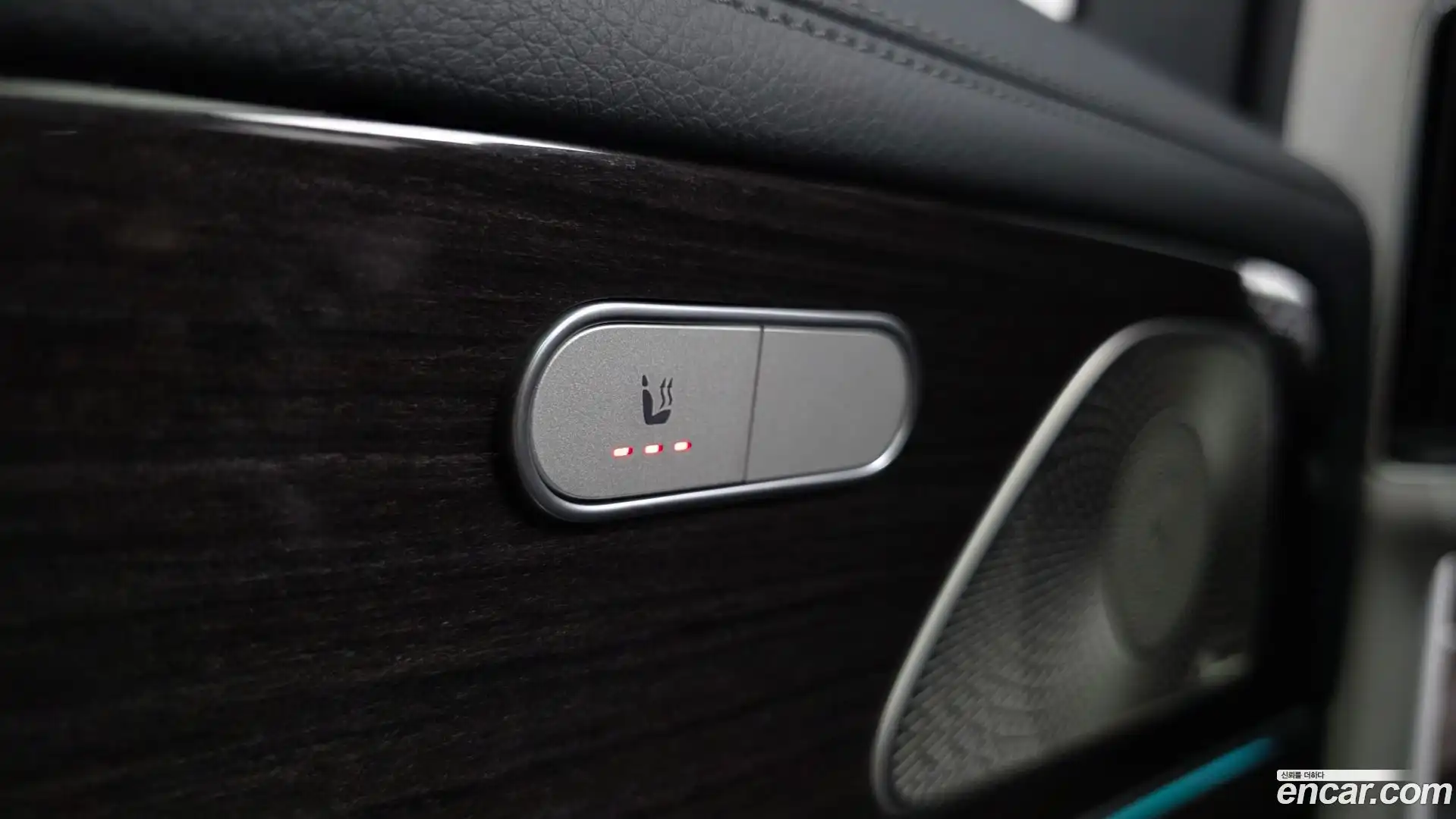 GLE-Class Mercedes-Benz 2022.9-OPTION-043