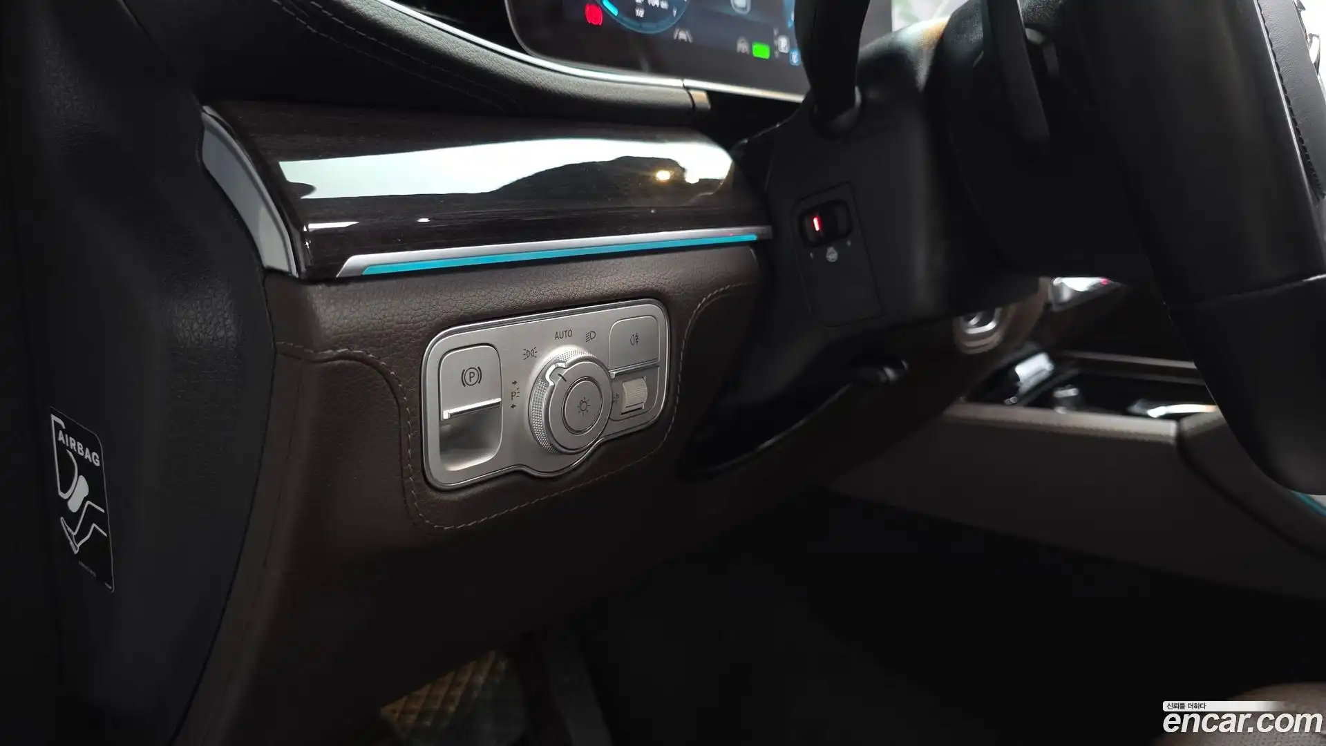 GLE-Class Mercedes-Benz 2022.9-OPTION-048