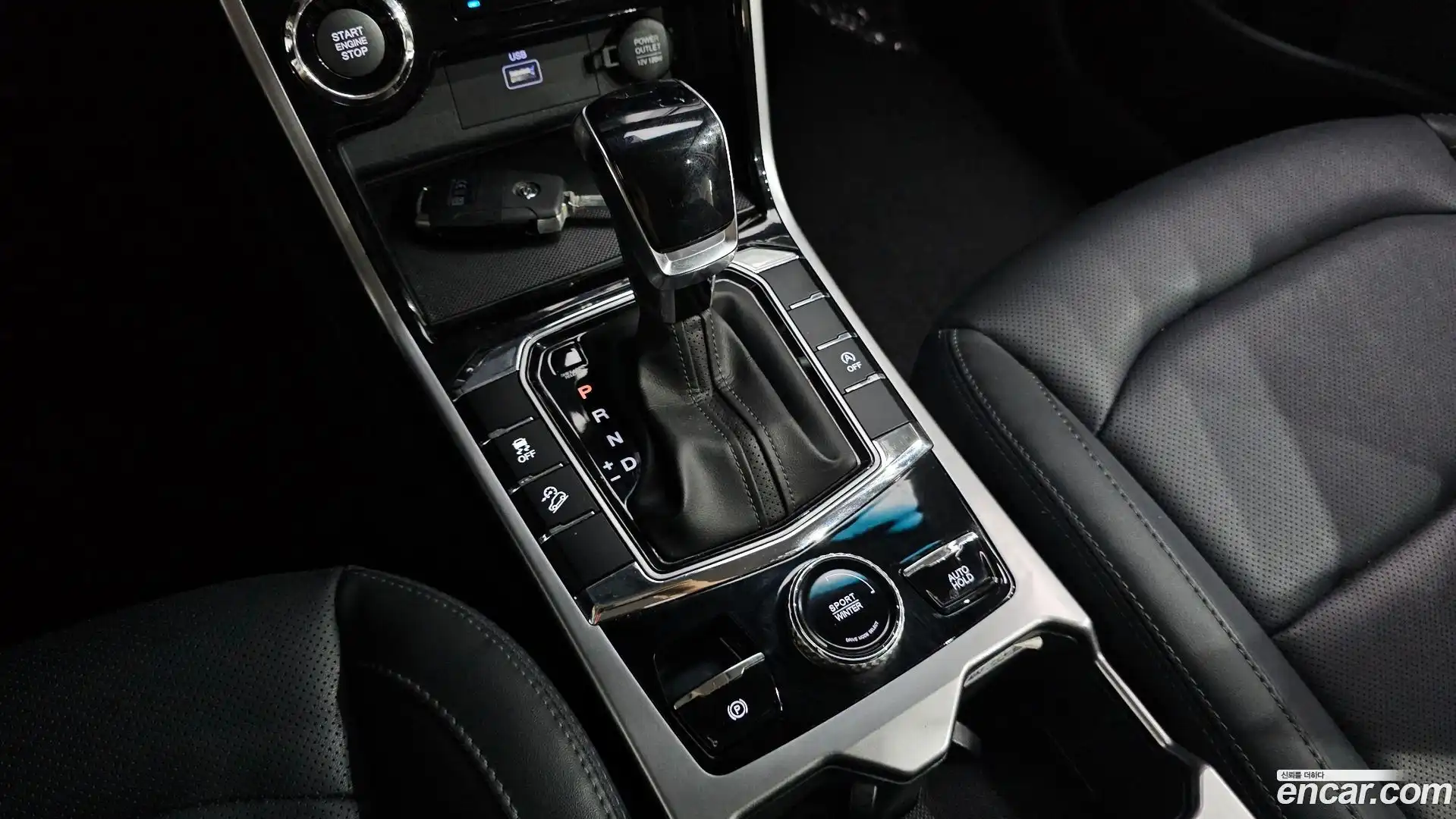 KORANDO KG Mobility 2022.9-INNER-009