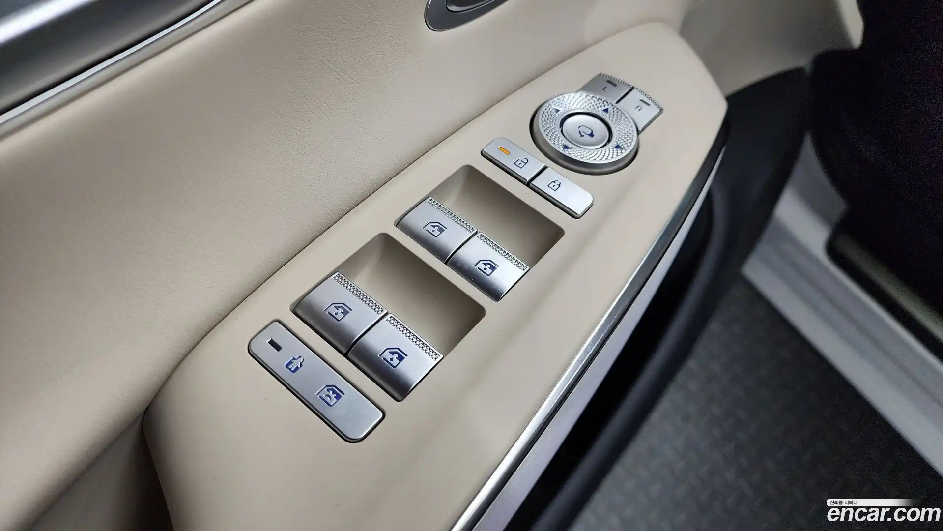 GV70 Genesis 2026.0-OPTION-042