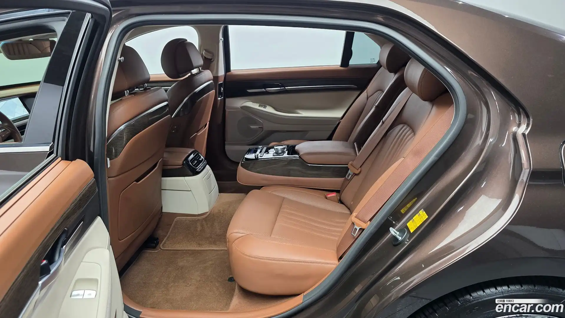 G90 Genesis 2021.3-INNER-036