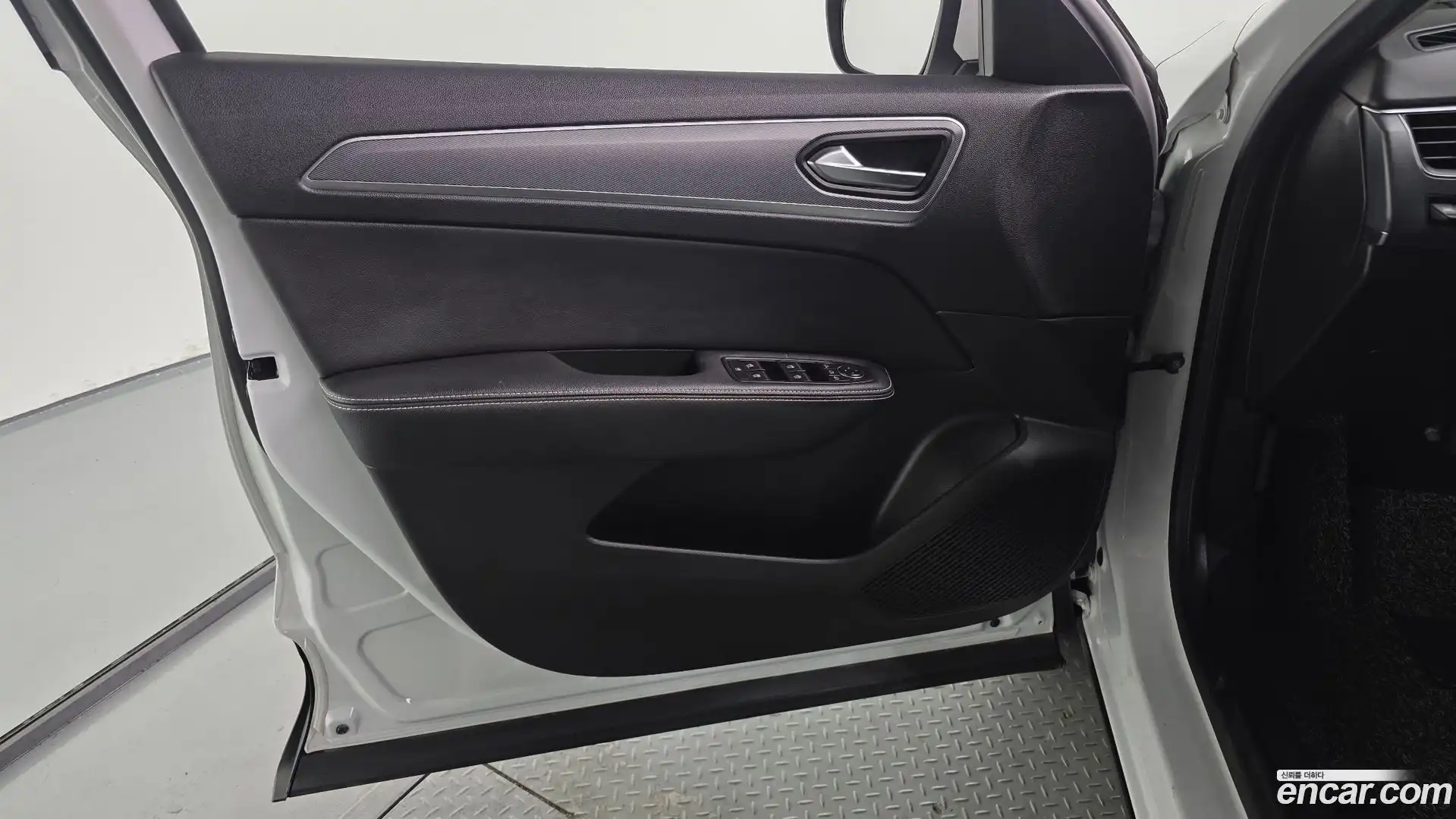 XM3 Renault Korea 2021.6-INNER-034