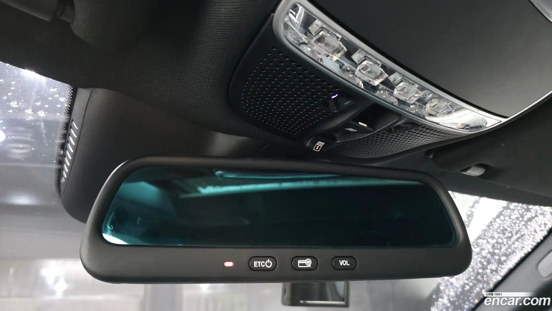 S-Class Mercedes-Benz 2015.10-OPTION-020