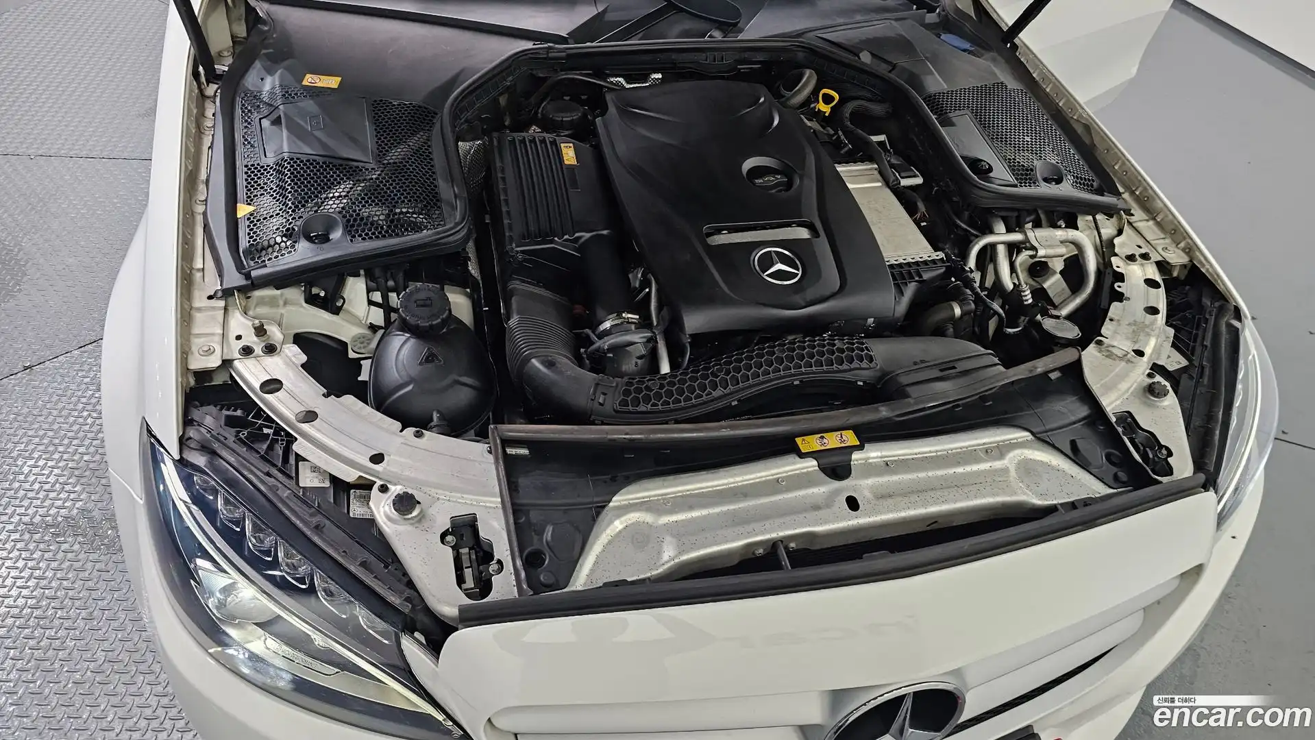 C-Class Mercedes-Benz 2015.7-OUTER-006