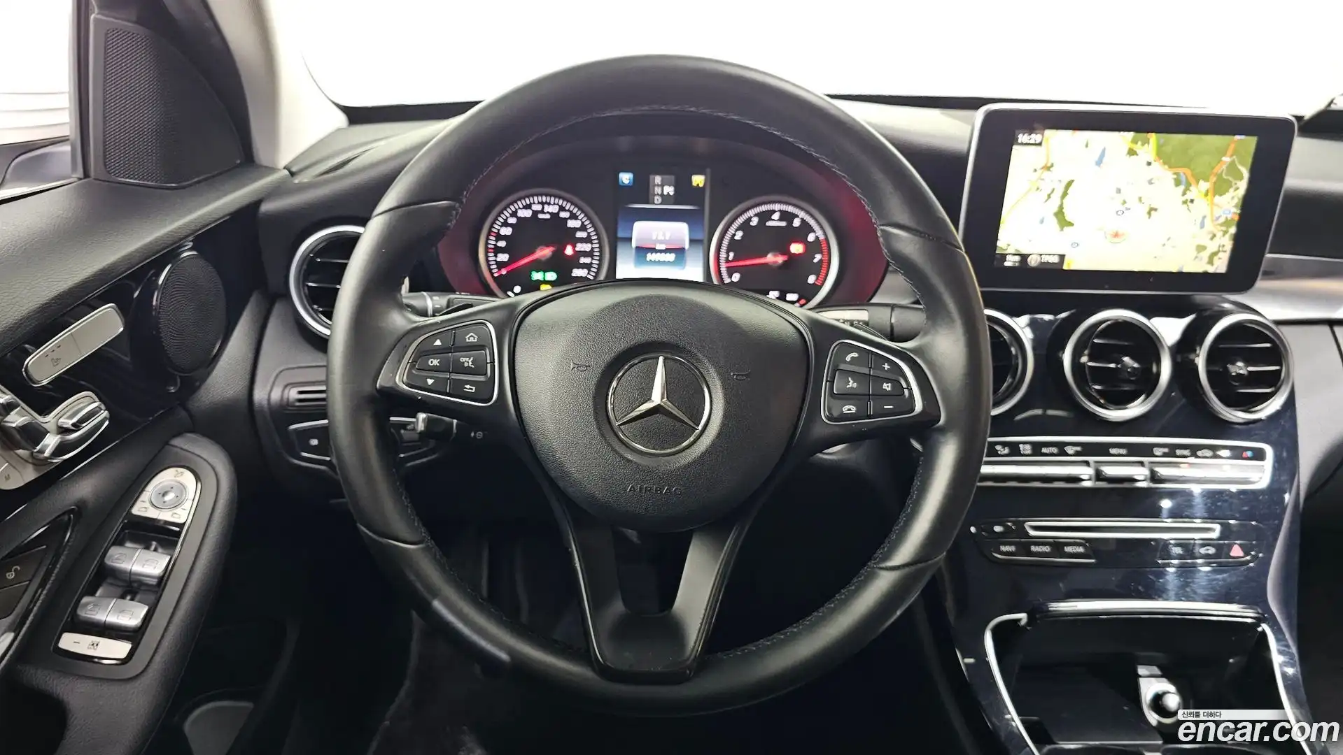 C-Class Mercedes-Benz 2015.7-OPTION-016