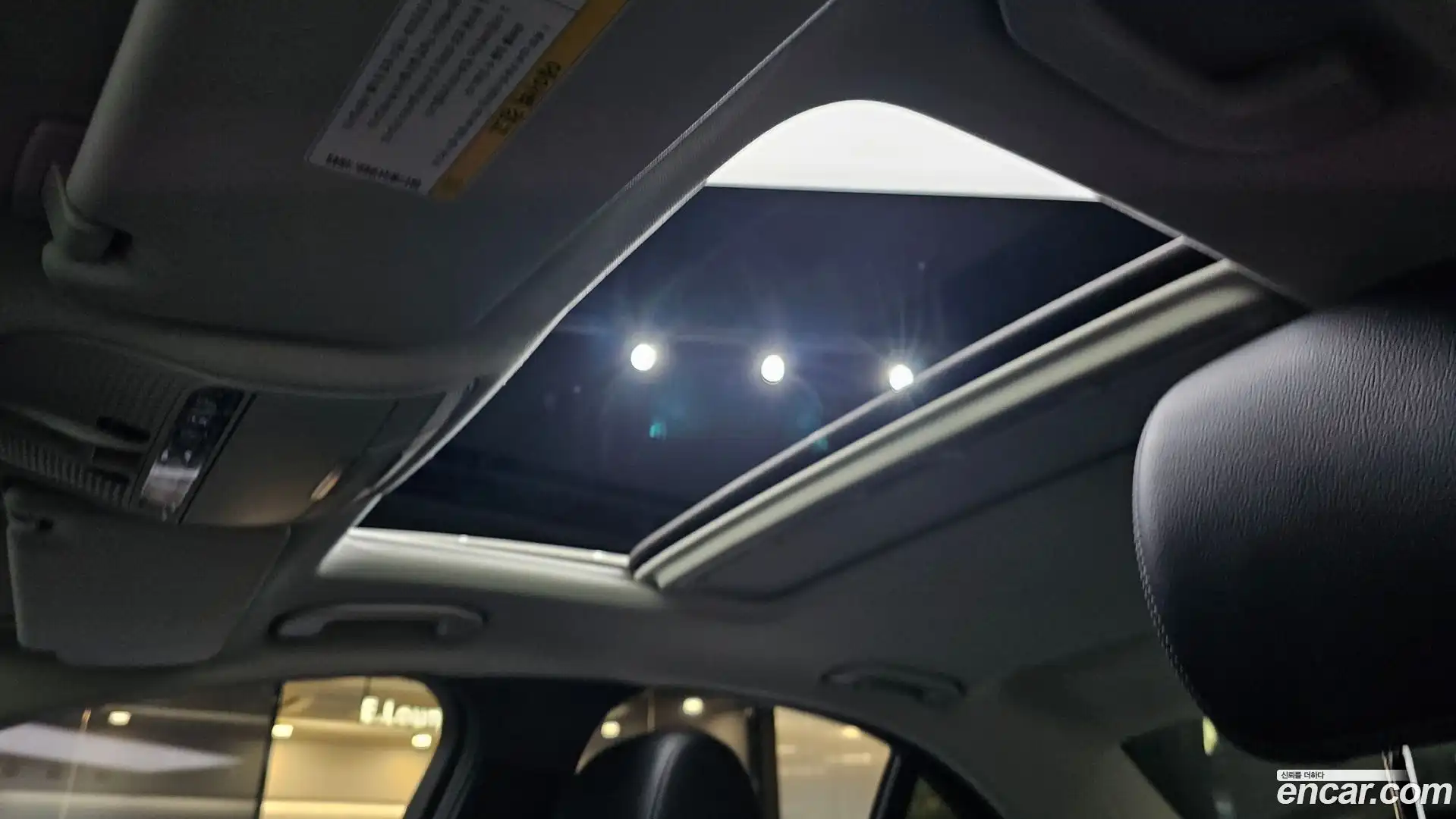 C-Class Mercedes-Benz 2015.7-OPTION-023