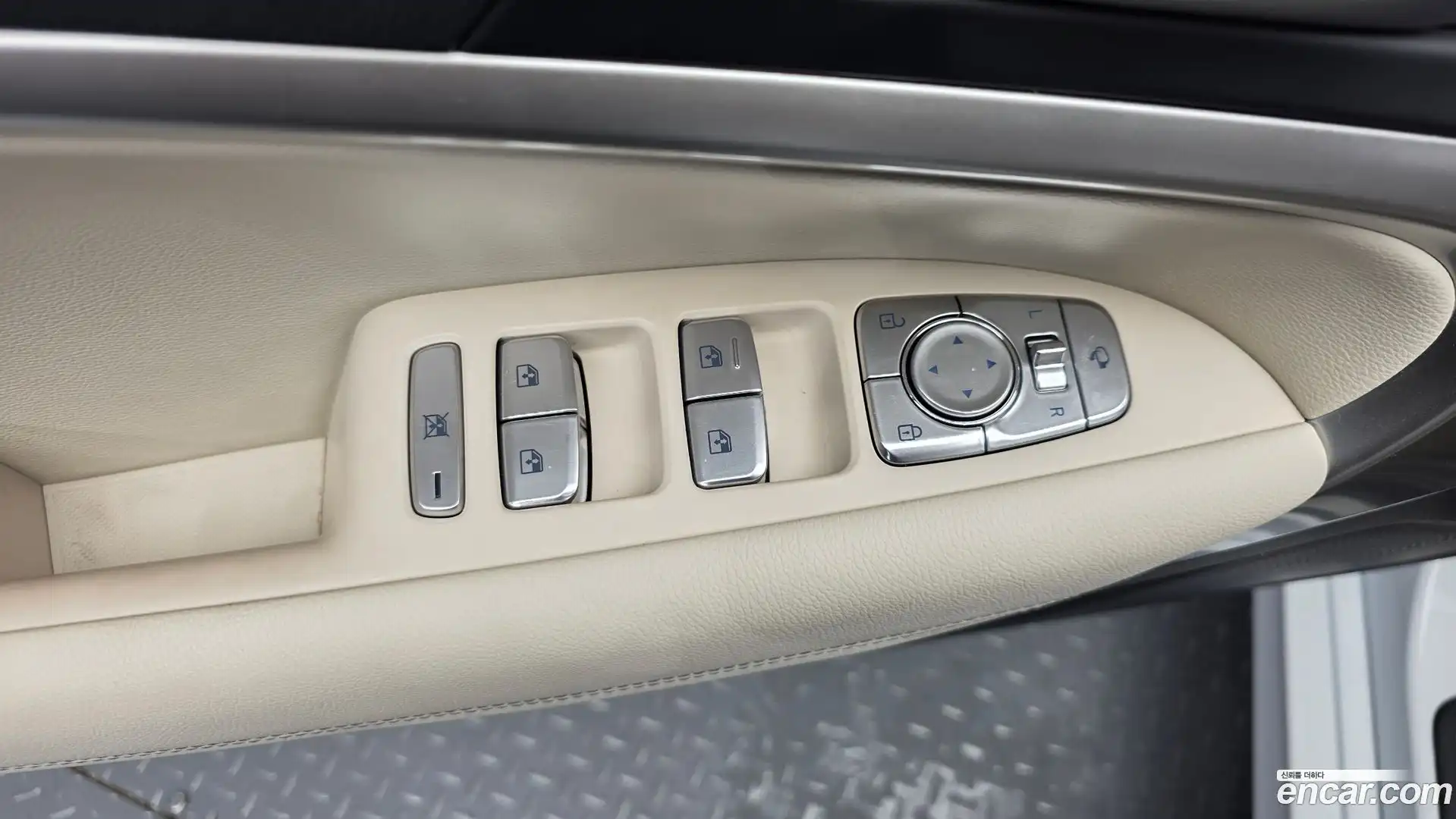 G70 Genesis 2024.4-OPTION-044