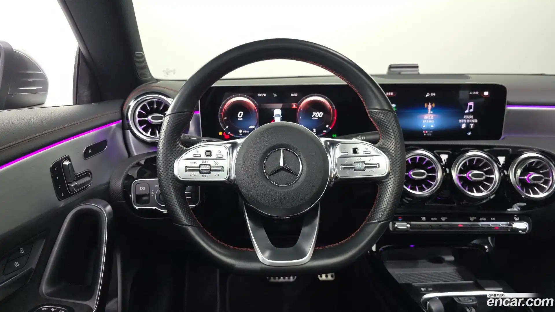 CLA-Class Mercedes-Benz 2020.4-OPTION-017