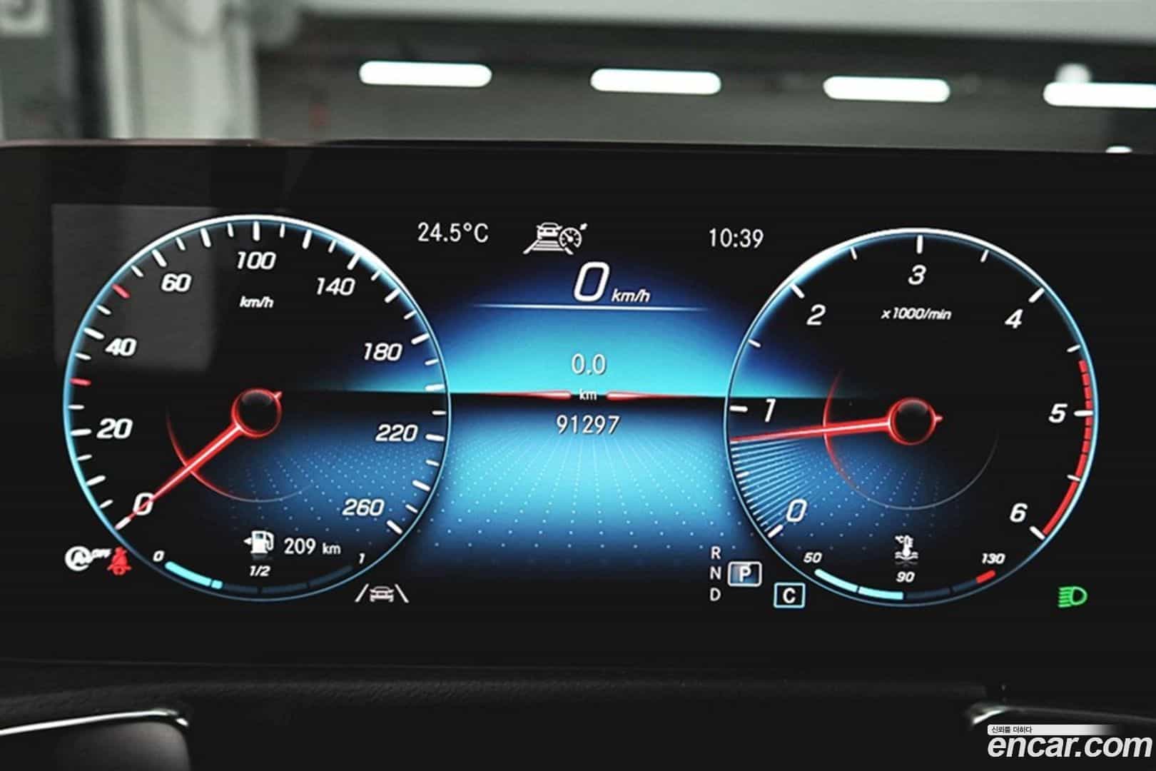 GLB-Class Mercedes-Benz 2021.8-OPTION-018