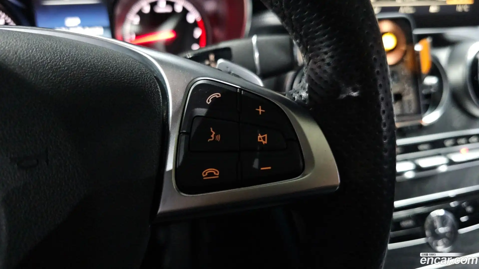 C-Class Mercedes-Benz 2018.5-OPTION-045