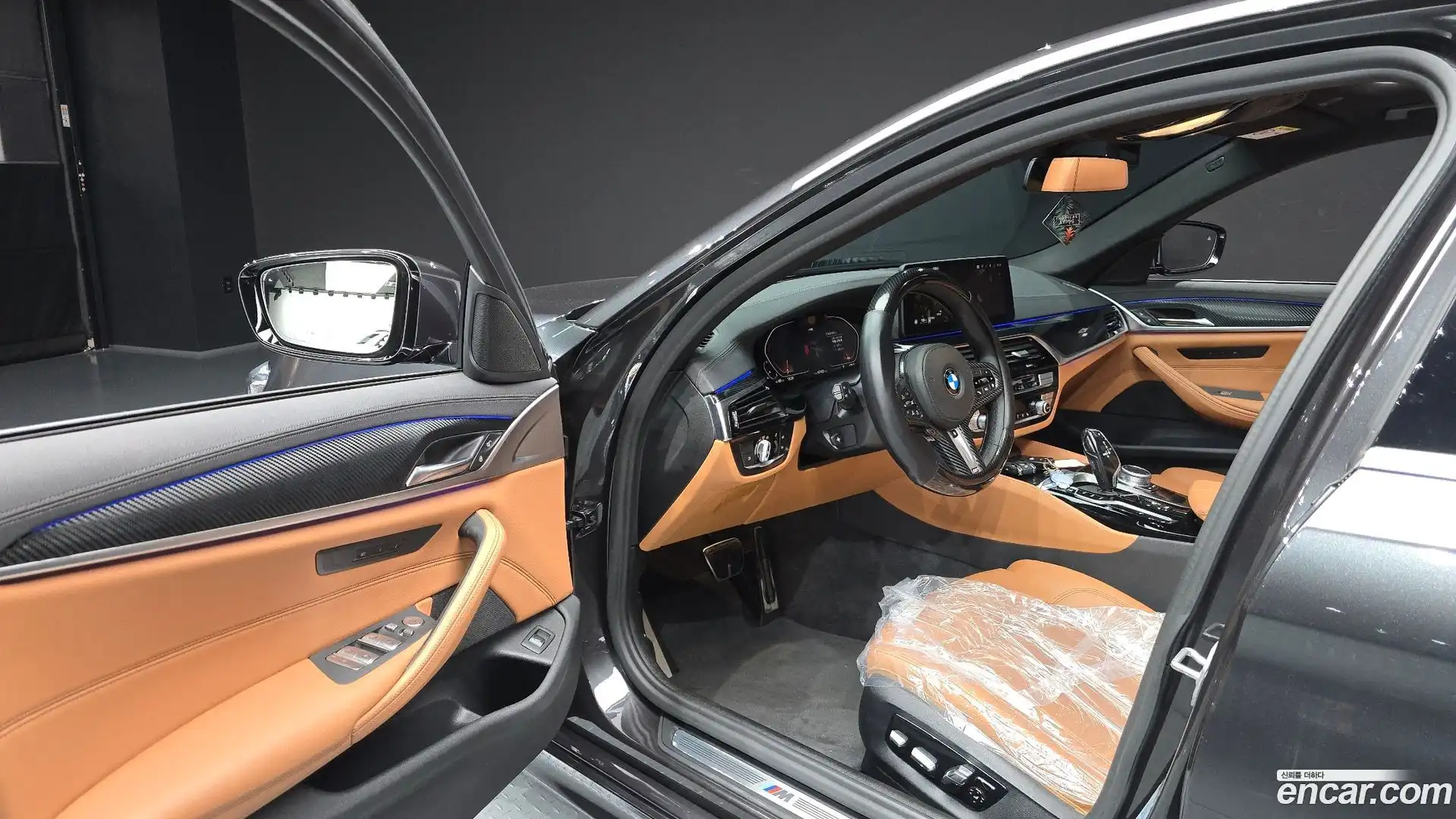 5-Series BMW 2020.10-INNER-010