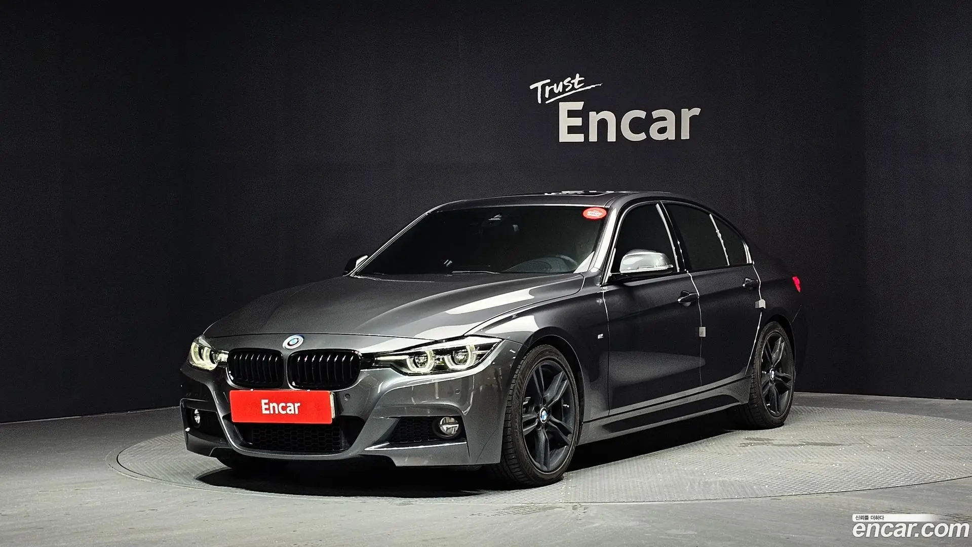 Main__Slider__Photo:3-Series BMW 2018.3-0