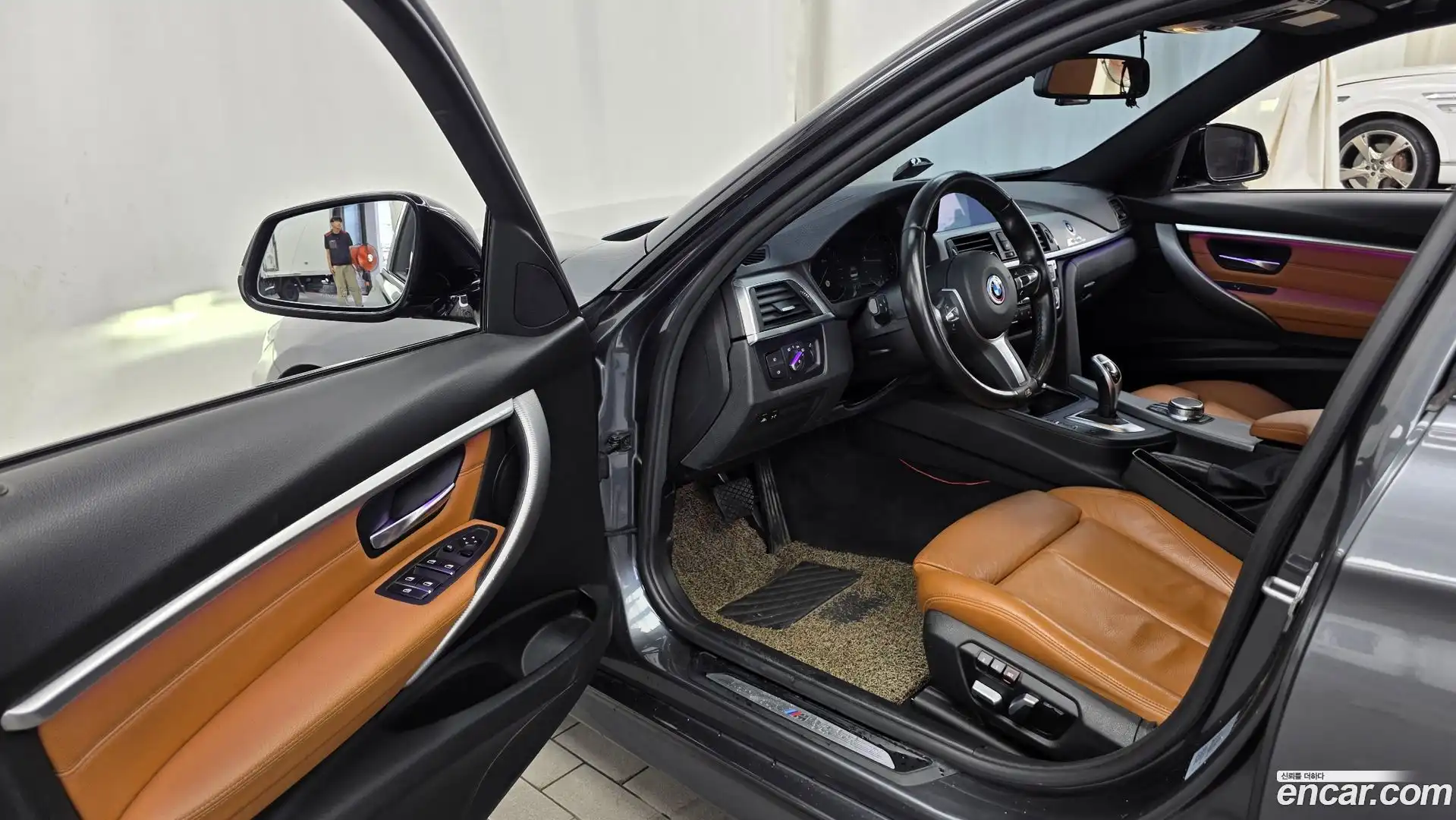 3-Series BMW 2018.3-INNER-010