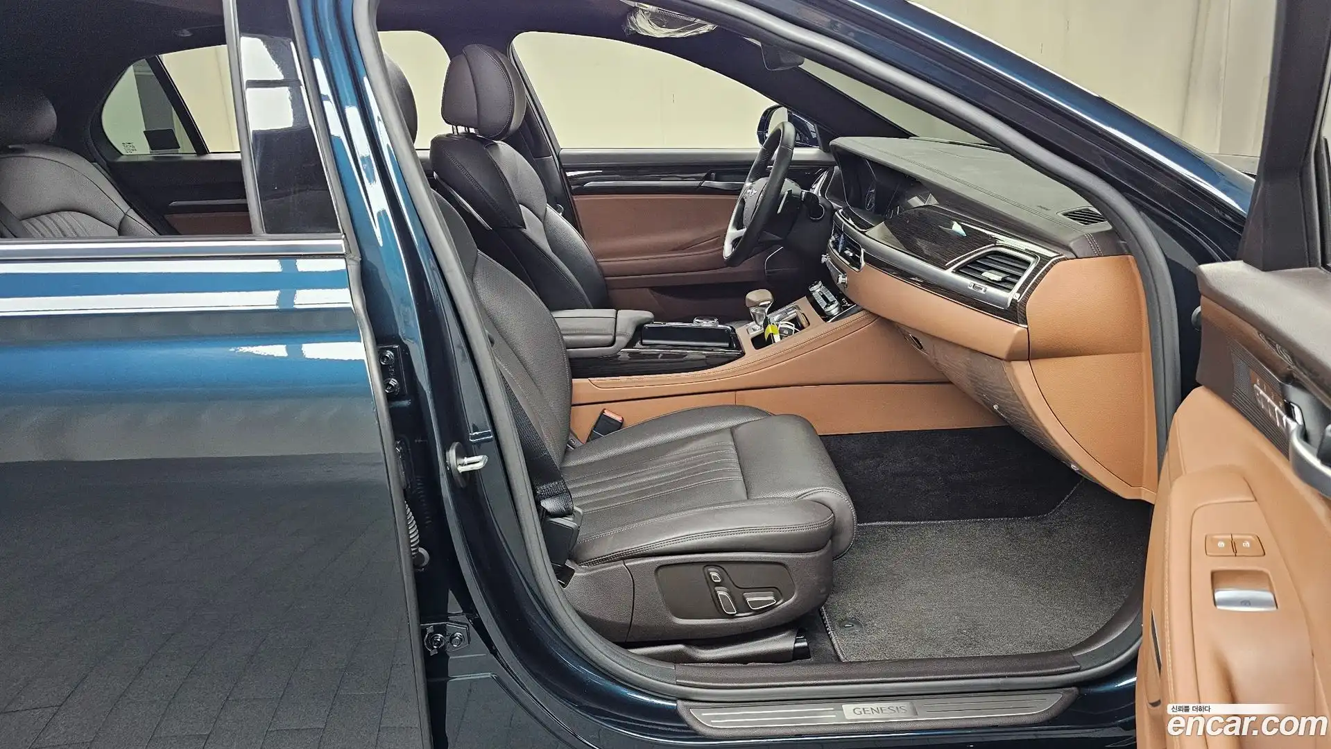 G90 Genesis 2021.10-INNER-036