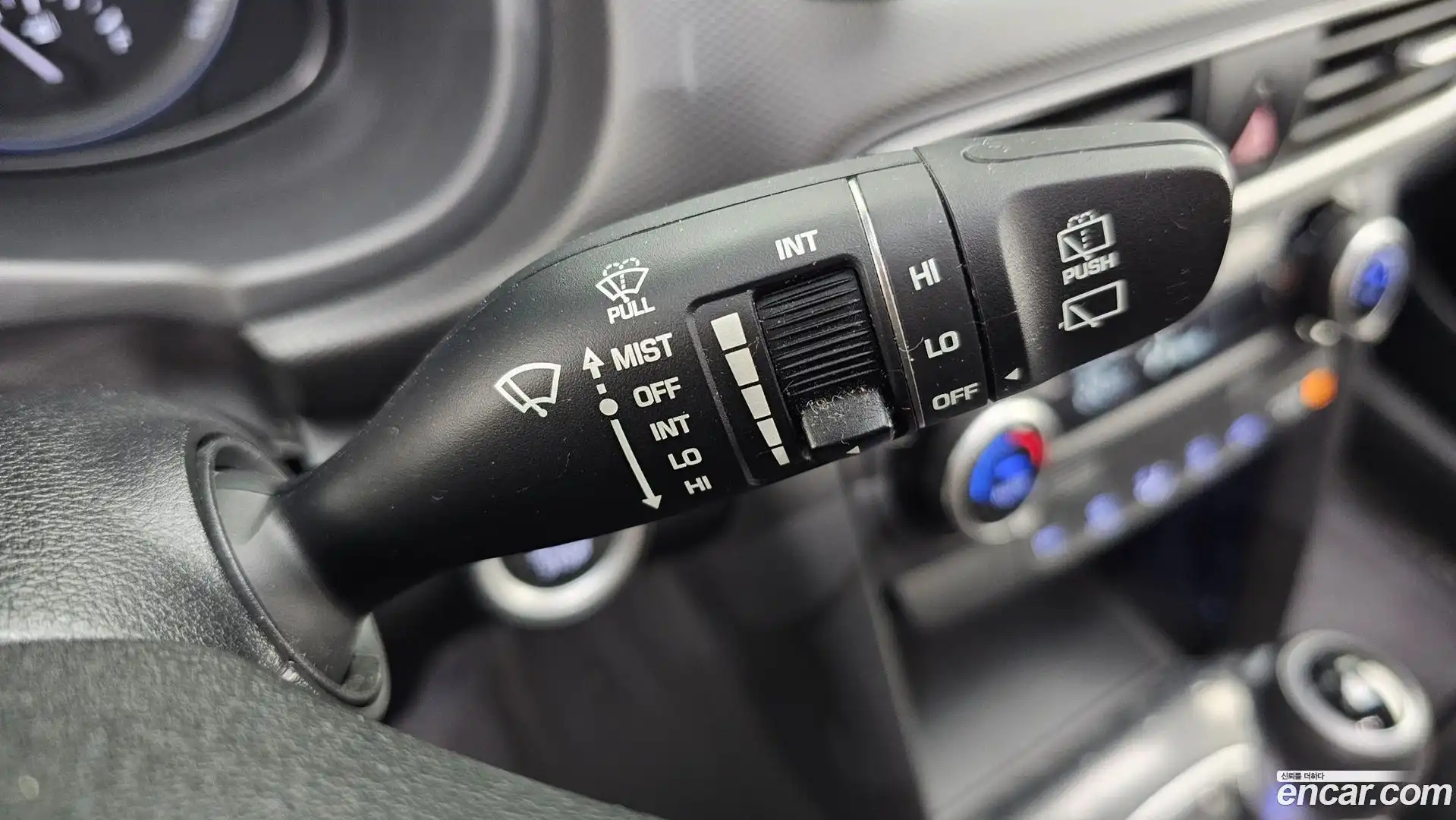 Kona Hyundai 2018.7-OPTION-023