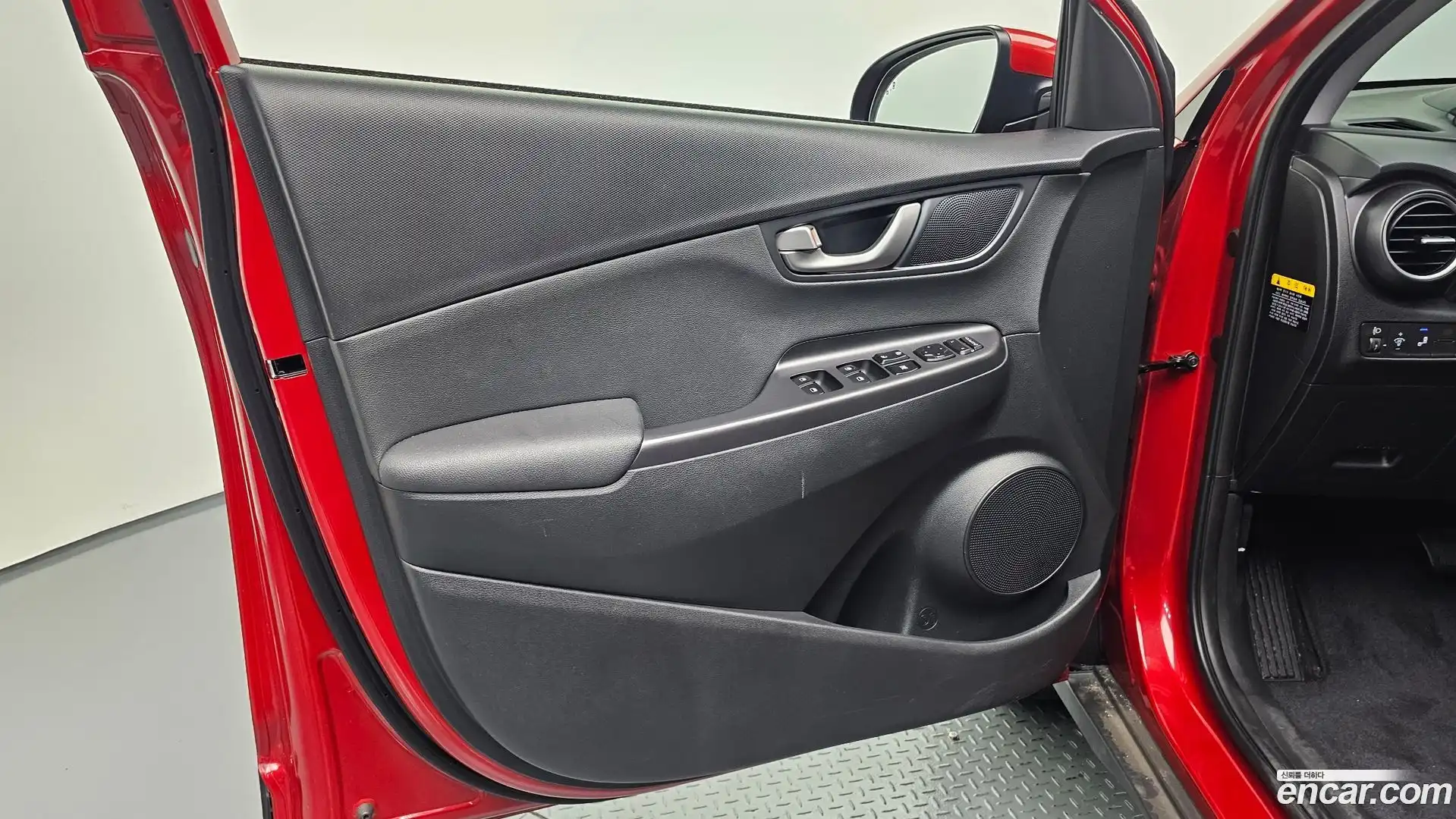 Kona Hyundai 2018.7-INNER-034