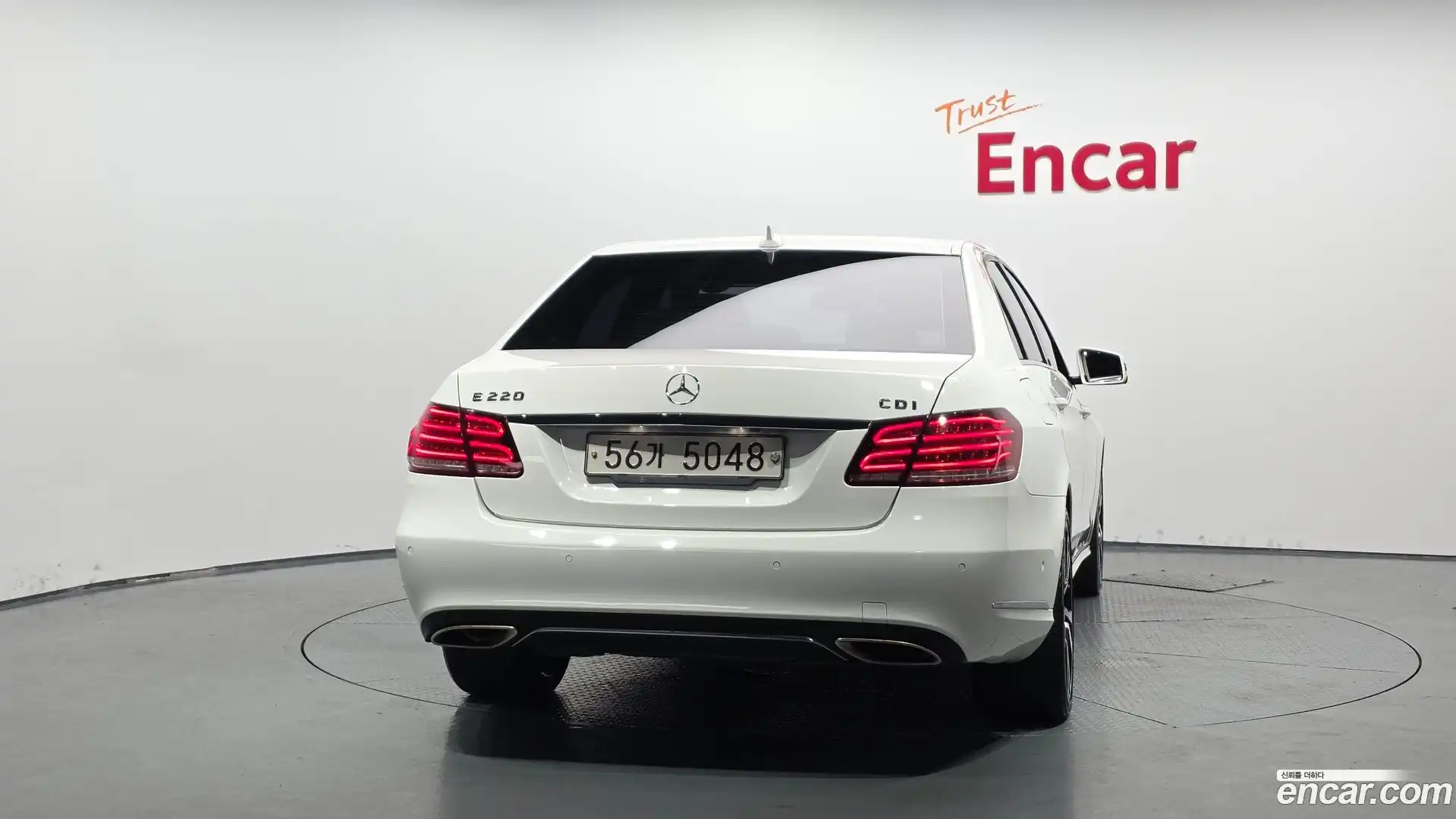 E-Class Mercedes-Benz 2013.11-OUTER-004