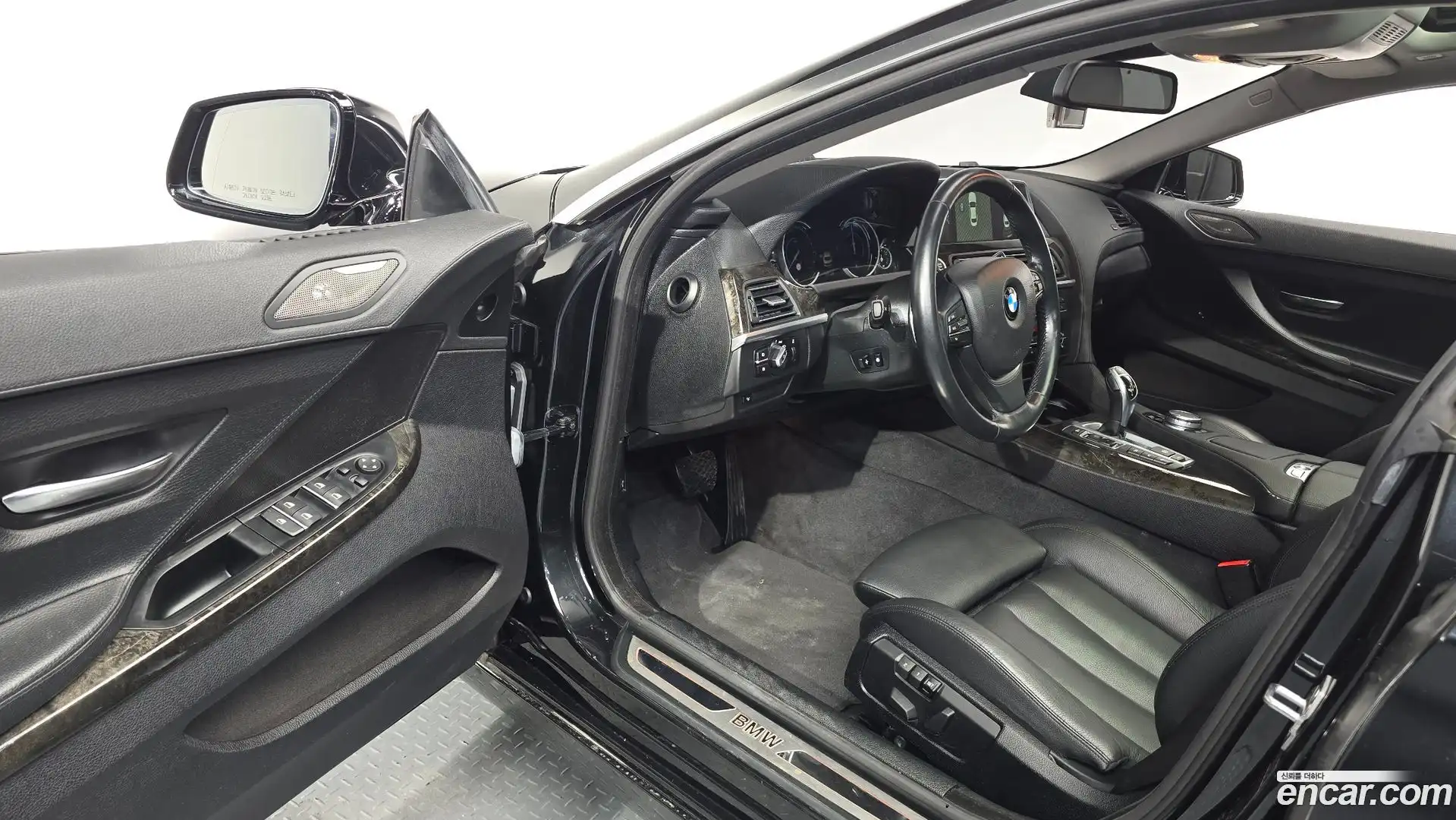 6-Series BMW 2015.3-INNER-010